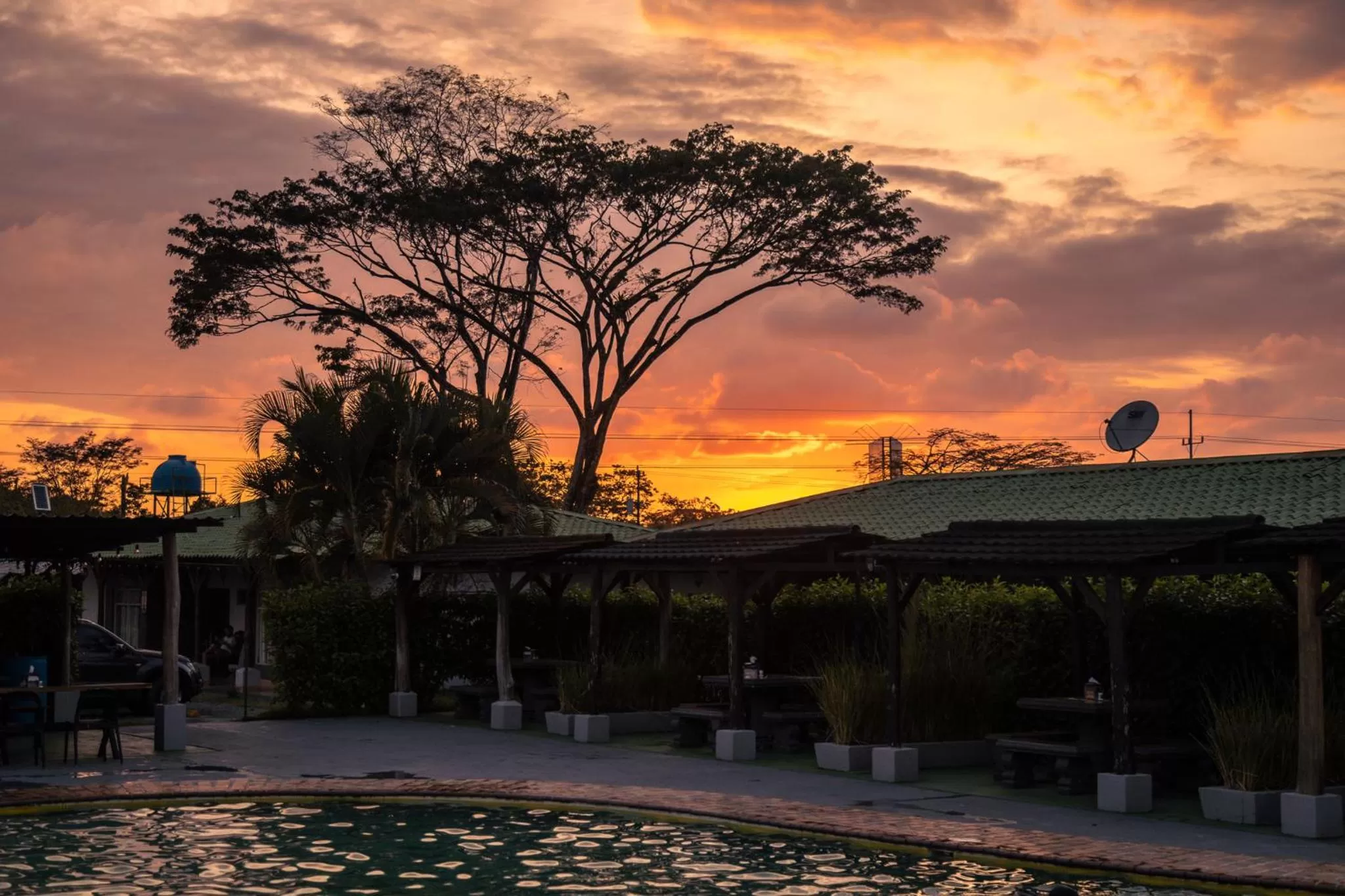 Swimming pool in Hotel El Rancho