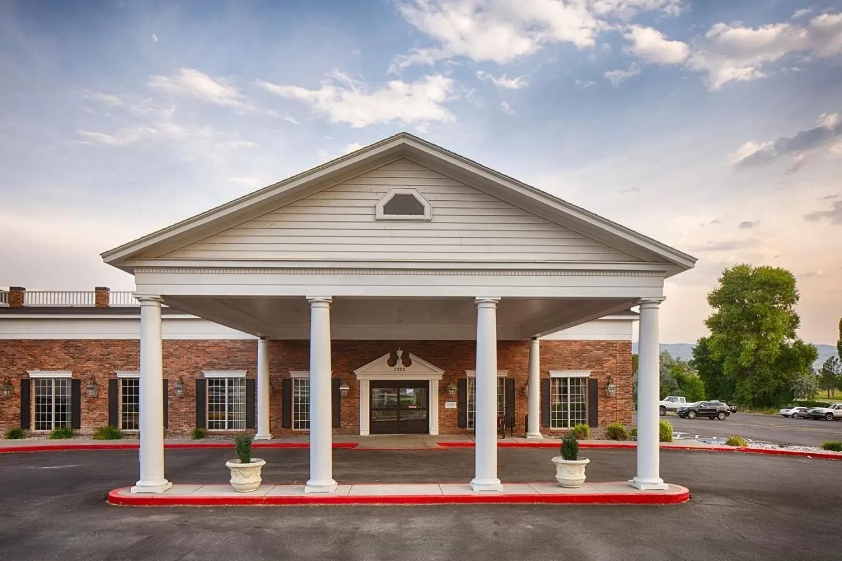 Property building in Red Lion Hotel Pocatello