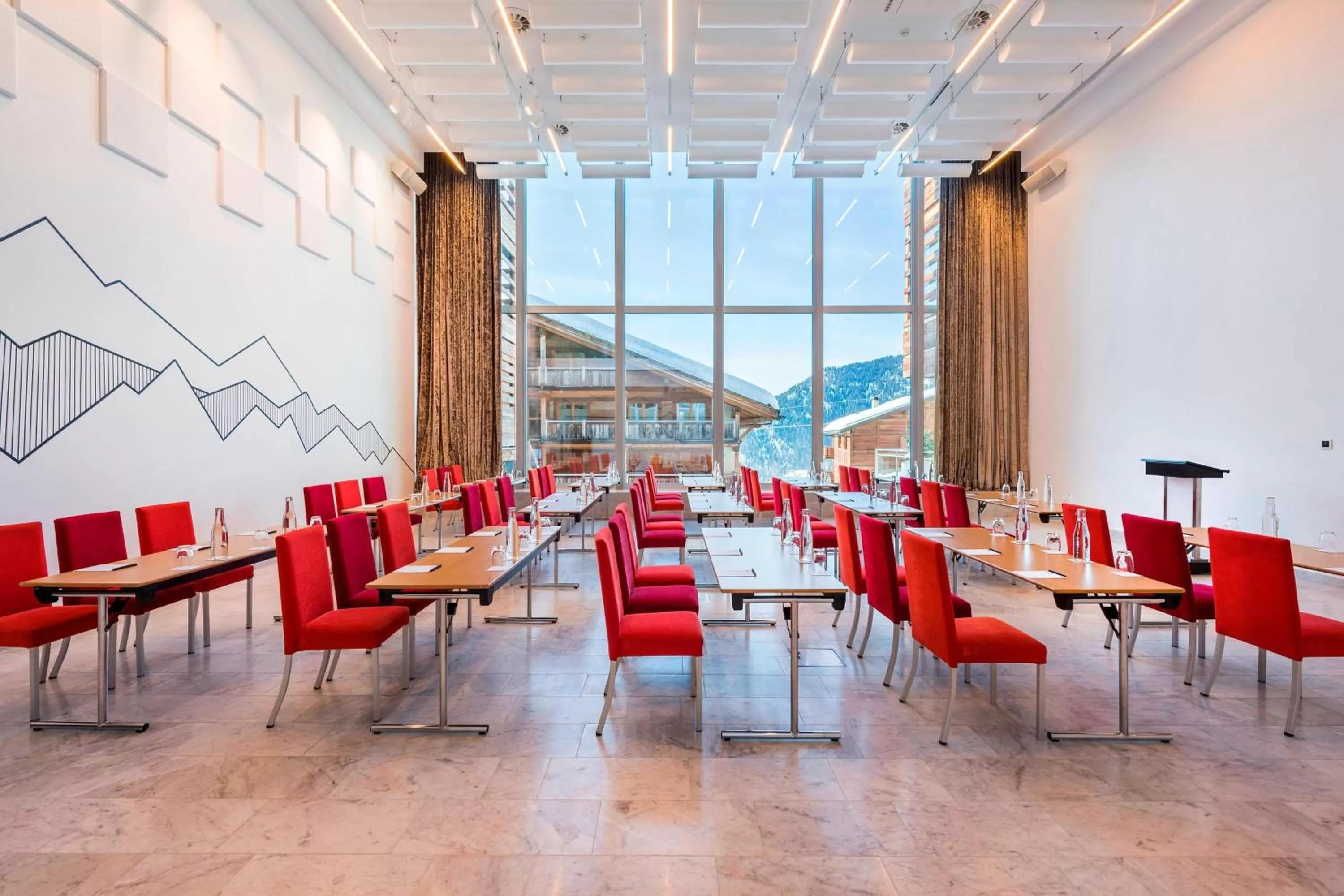 Meeting/conference room in W Verbier