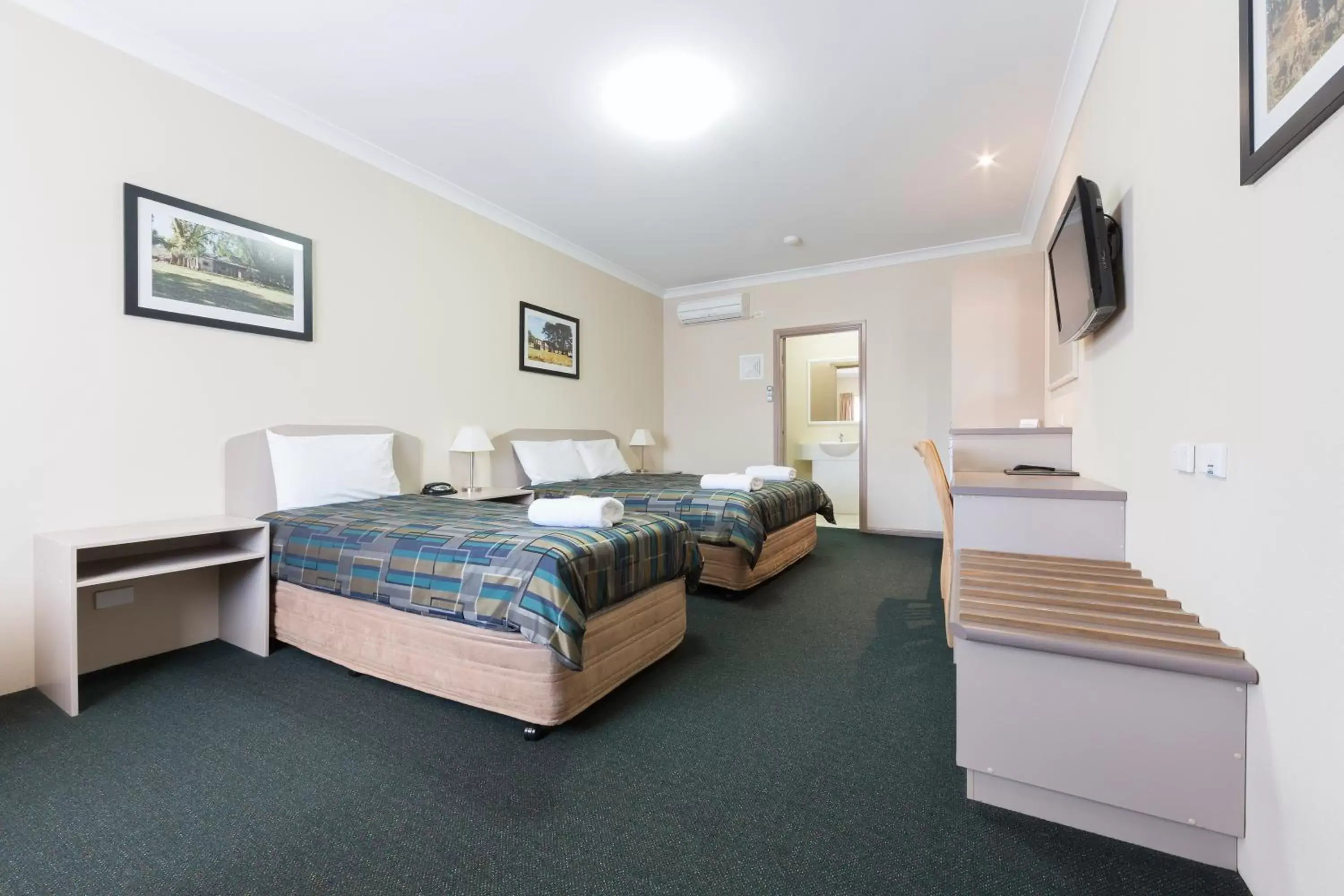 Double or Twin Room in The Bakehouse Motel Double or Twin Room in The Bakehouse Motel