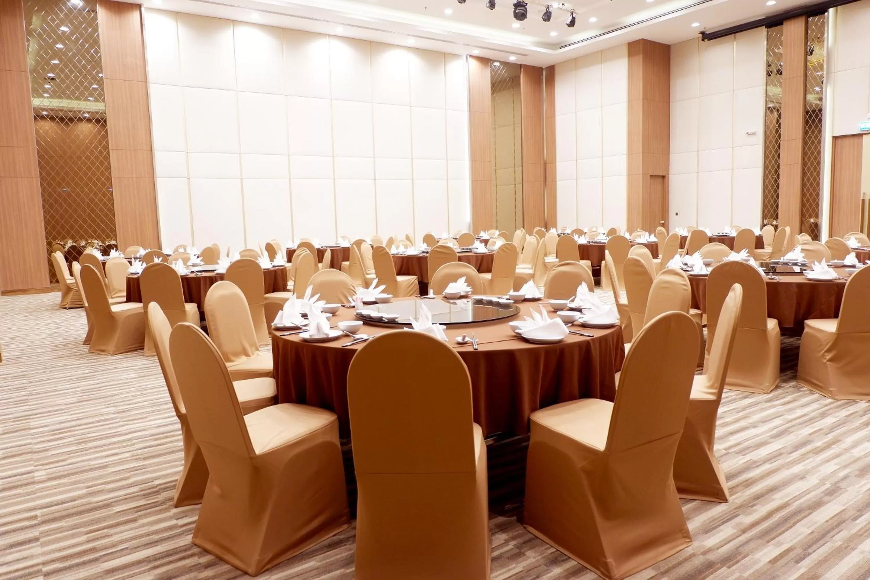 Business facilities in Grand Fortune Hotel Nakhon Si Thammarat