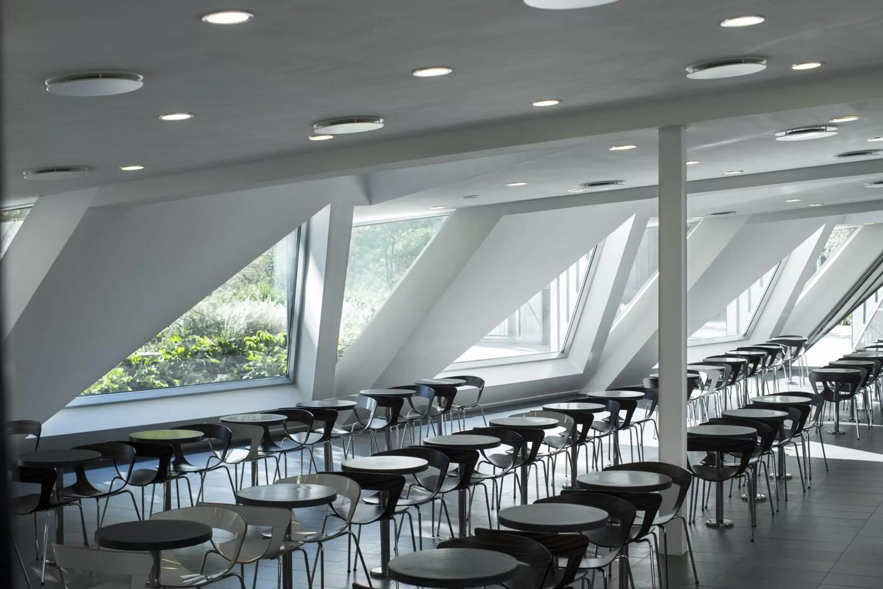 Restaurant/places to eat in Wakeup Copenhagen - Carsten Niebuhrs Gade Restaurant/places to eat in Wakeup Copenhagen - Carsten Niebuhrs Gade