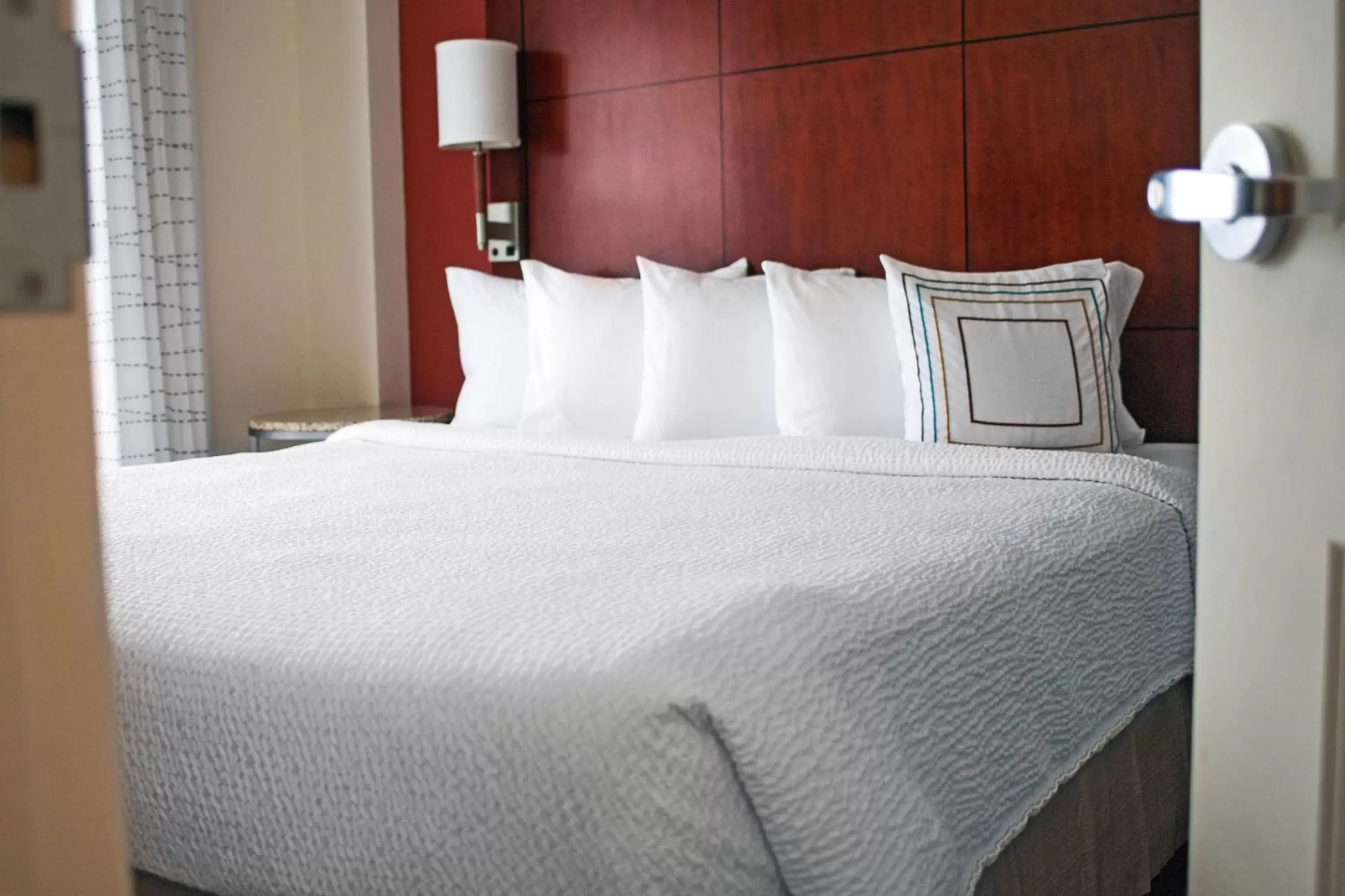 Bedroom, Bed in Residence Inn by Marriott Aberdeen at Ripken Stadium