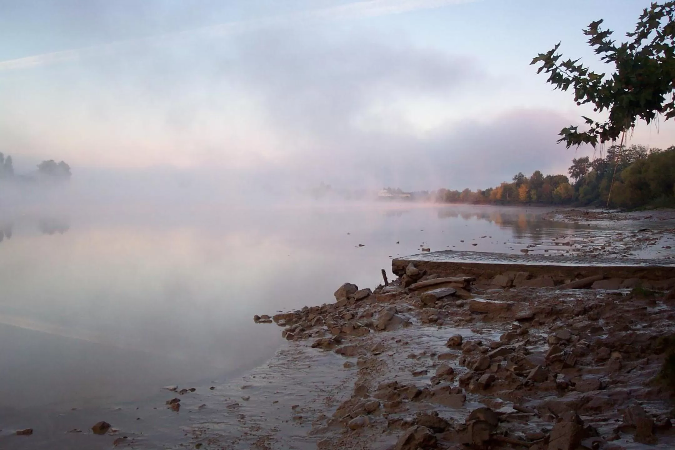 River view in Chambres d'hôtes de charme au REFUGE DU PEINTRE prés de St Emilion