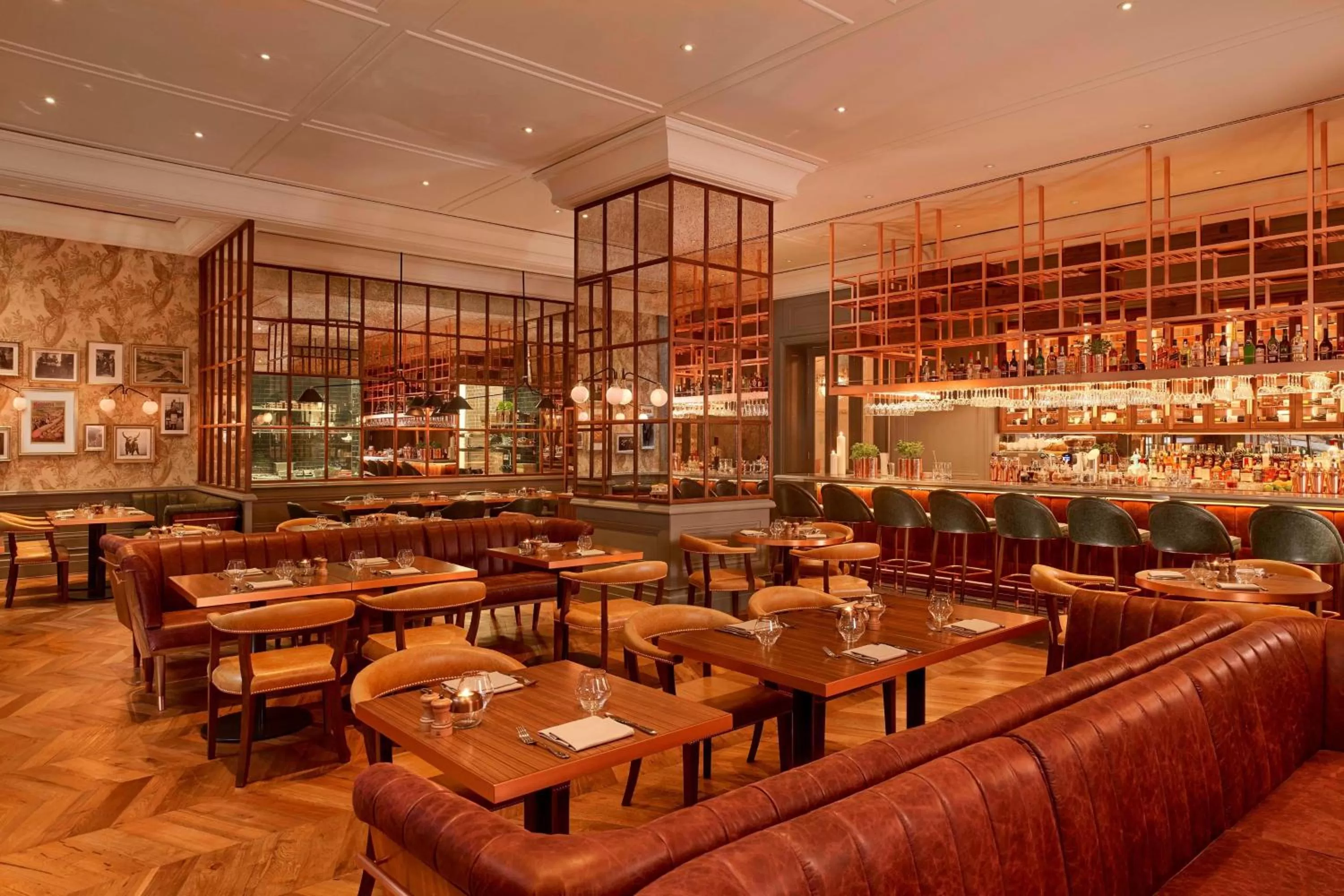 Restaurant/places to eat in Al Habtoor Palace Budapest, Preferred Hotels & Resorts