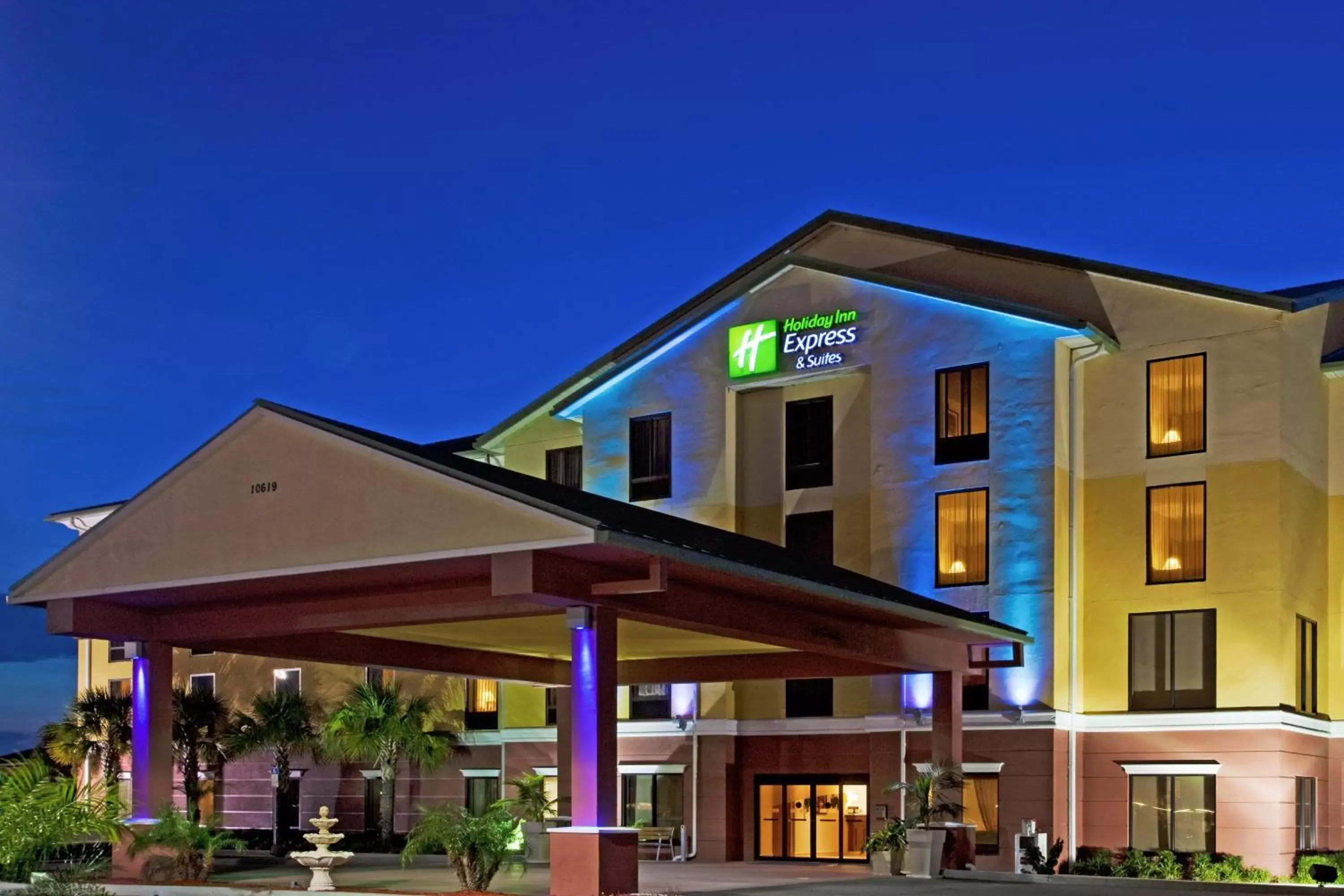 Property Building in Holiday Inn Express Hotel & Suites Port Richey, an IHG Hotel