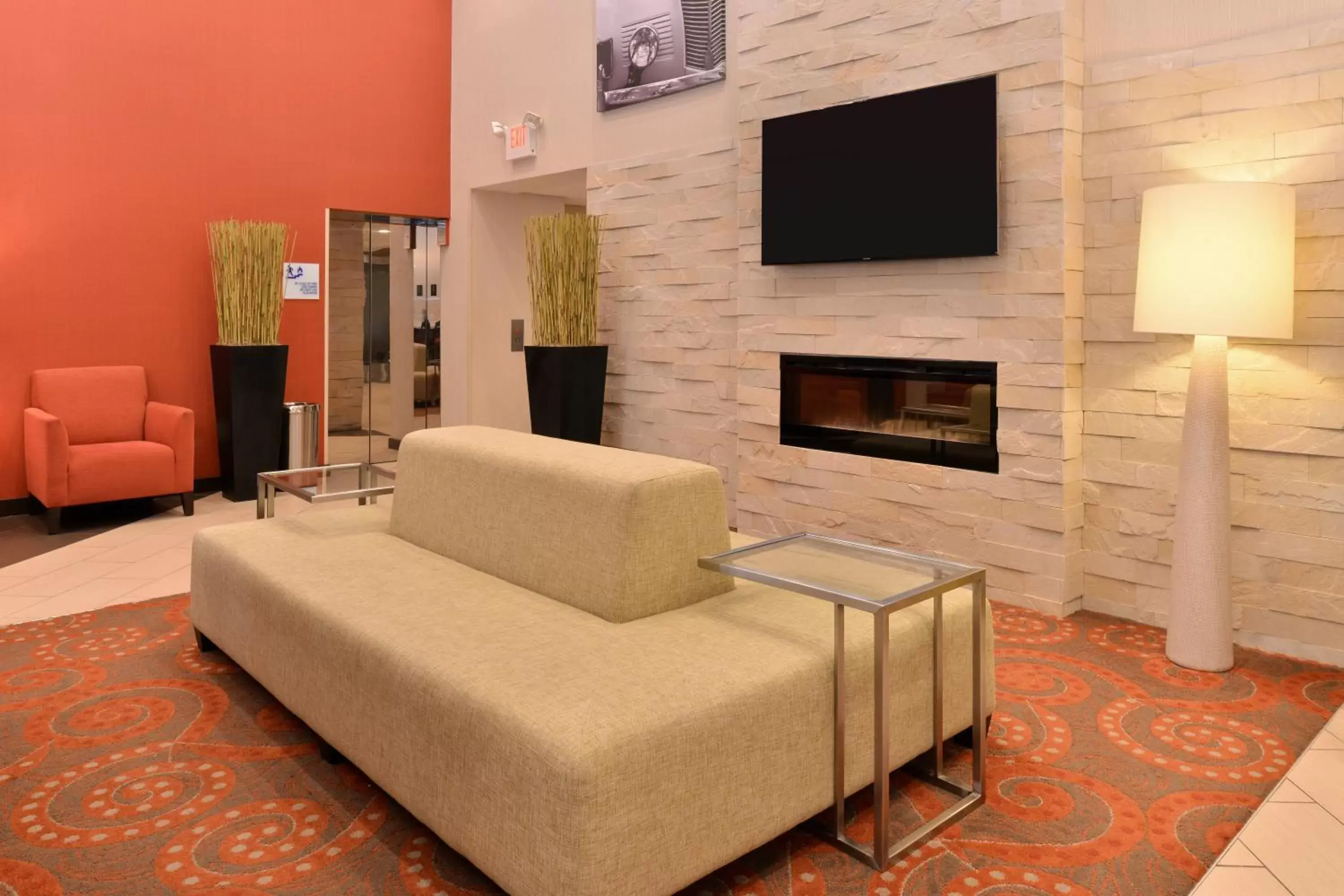 Property building, Seating Area in Holiday Inn Express Hotel & Suites Indianapolis W - Airport Area, an IHG Hotel