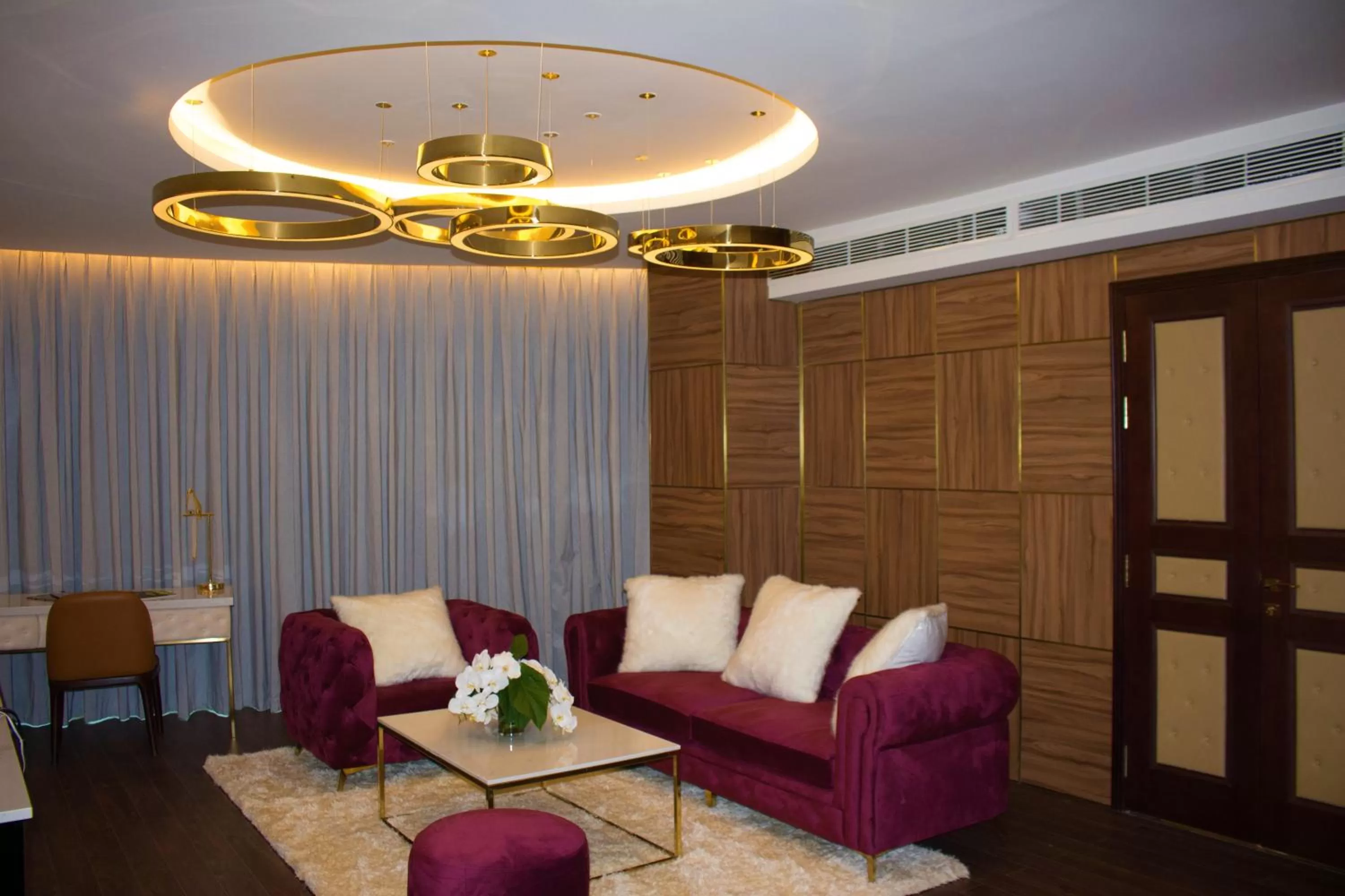 Seating area in Diamond Bay Hotel