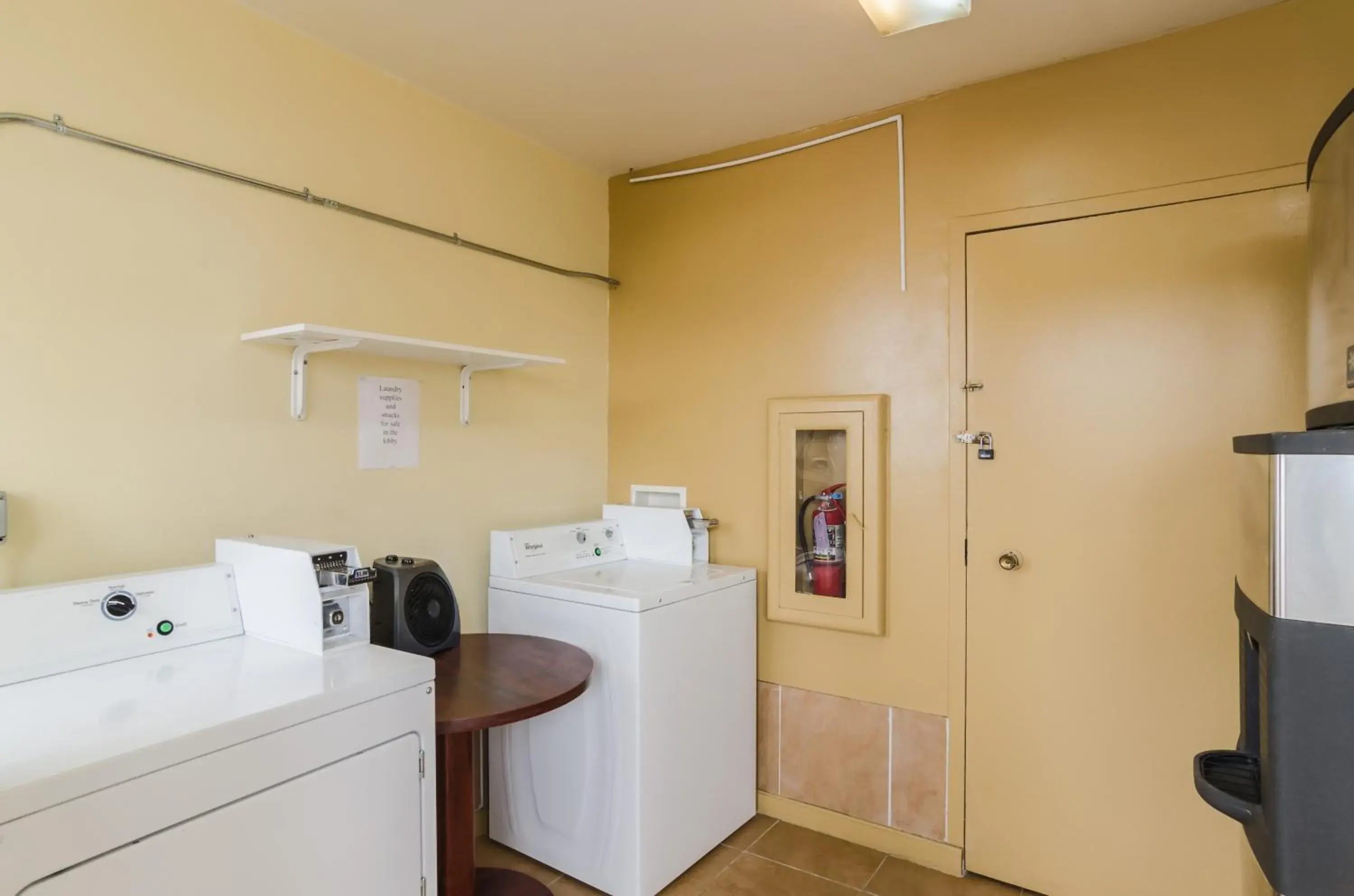 Other, Kitchen/Kitchenette in Alamo Inn & Suites