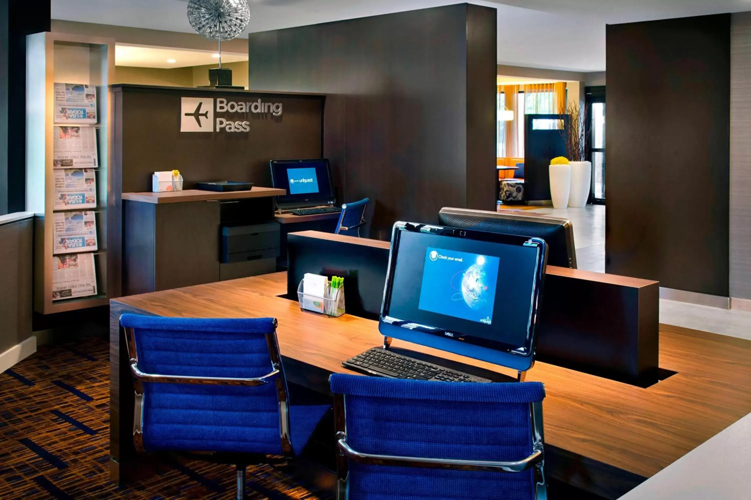 Business facilities in Courtyard By Marriott Hartford Windsor Airport