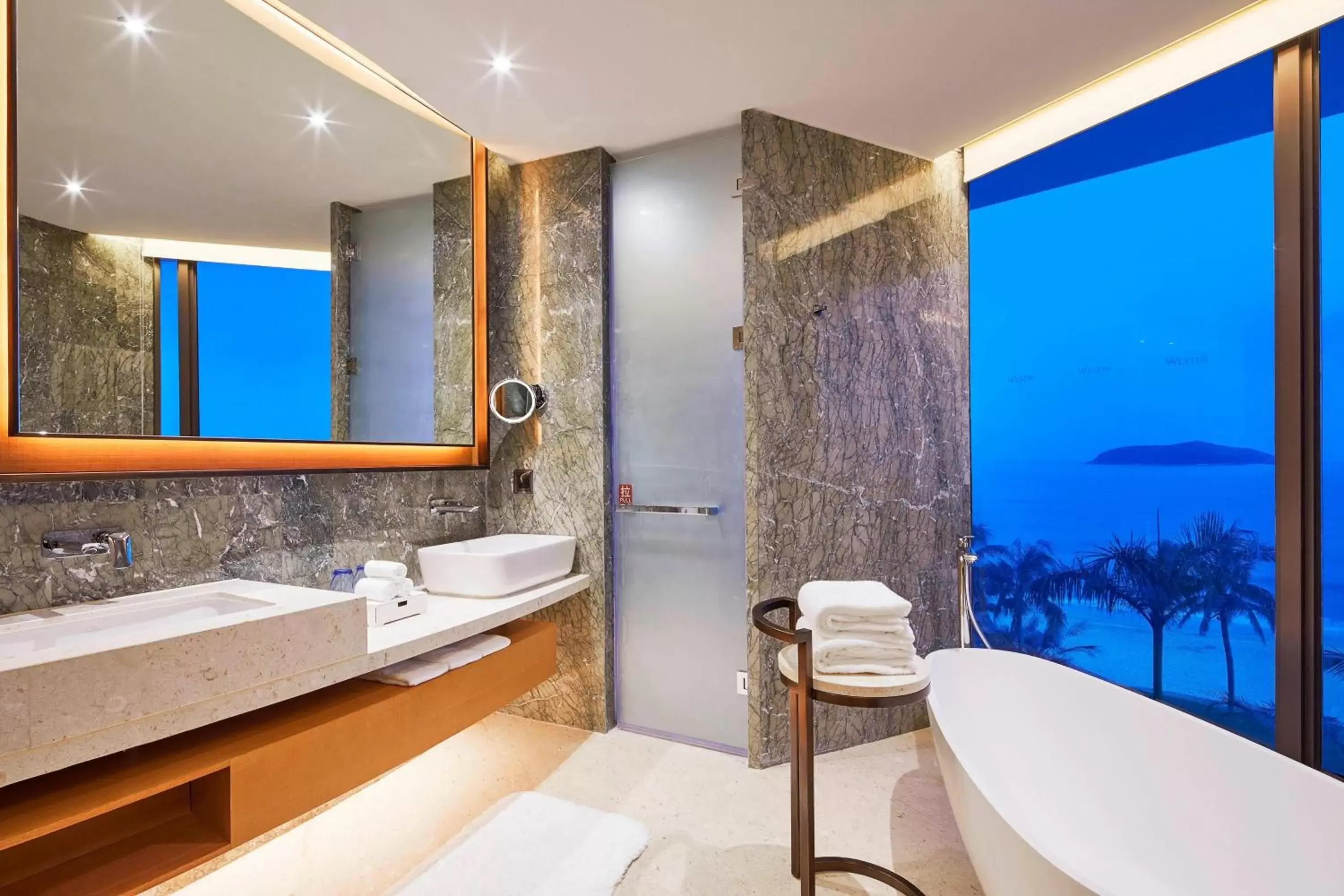 Bathroom in The Westin Shimei Bay Resort