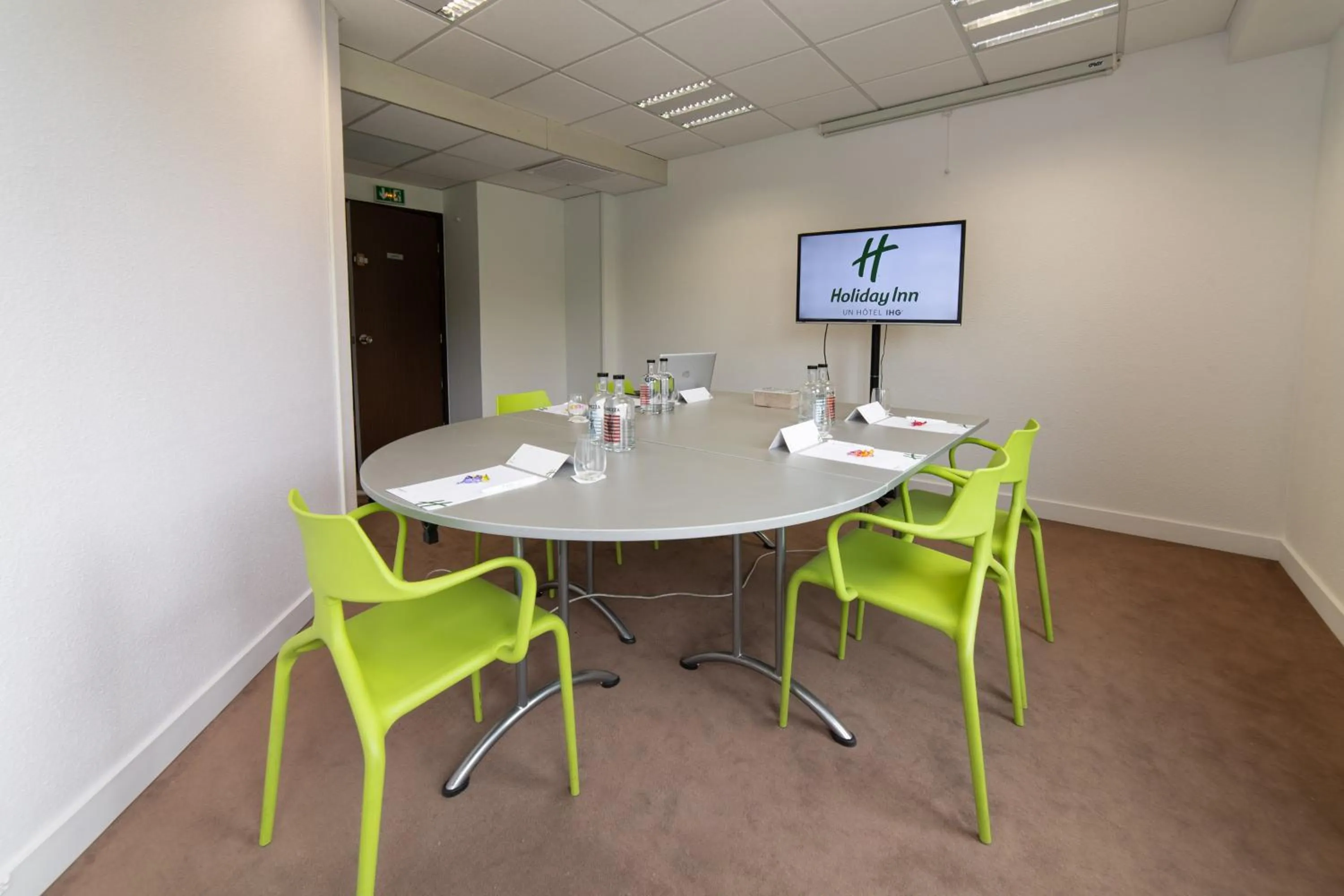 Meeting/conference room in Holiday Inn Lyon Vaise by IHG