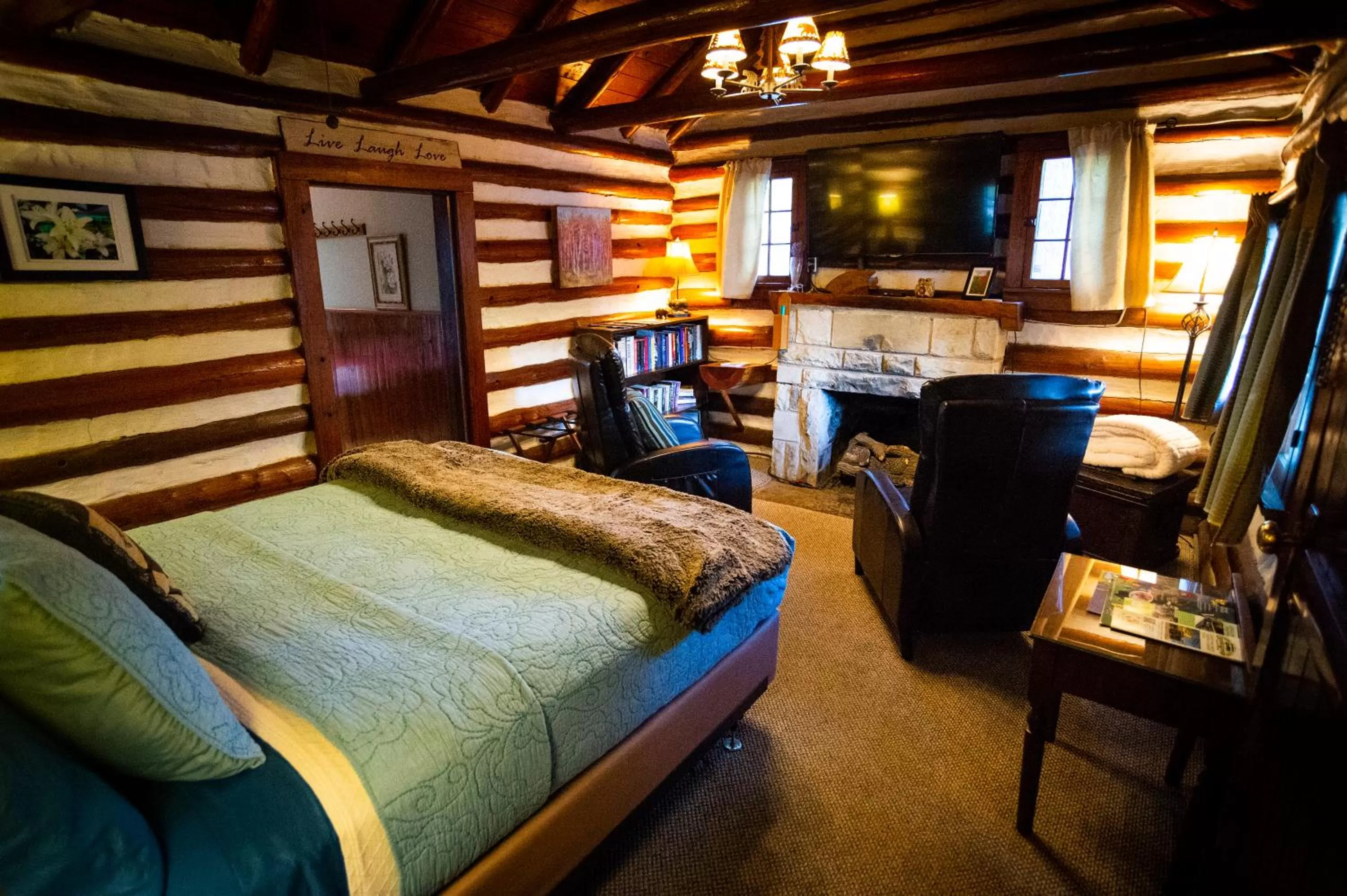 Sherwood Court Cottages