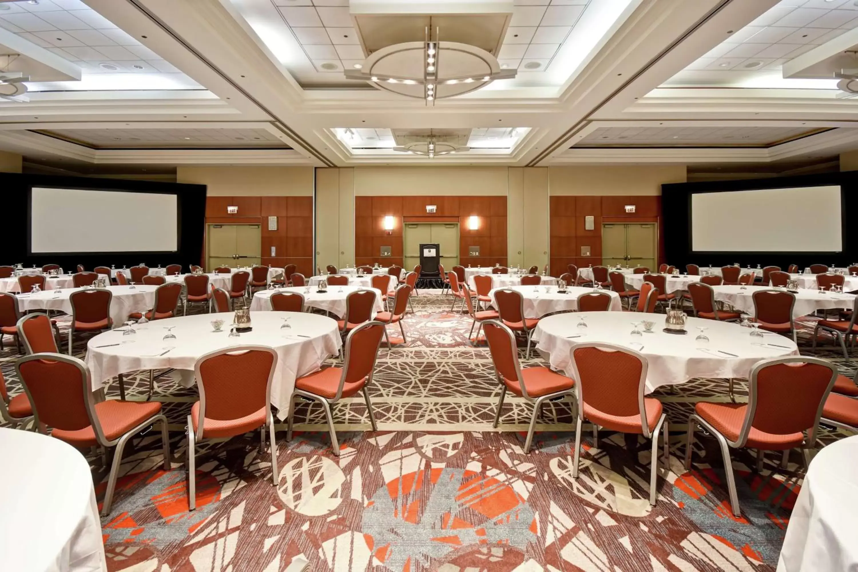 Meeting/conference room in Embassy Suites by Hilton Chicago Downtown Magnificent Mile