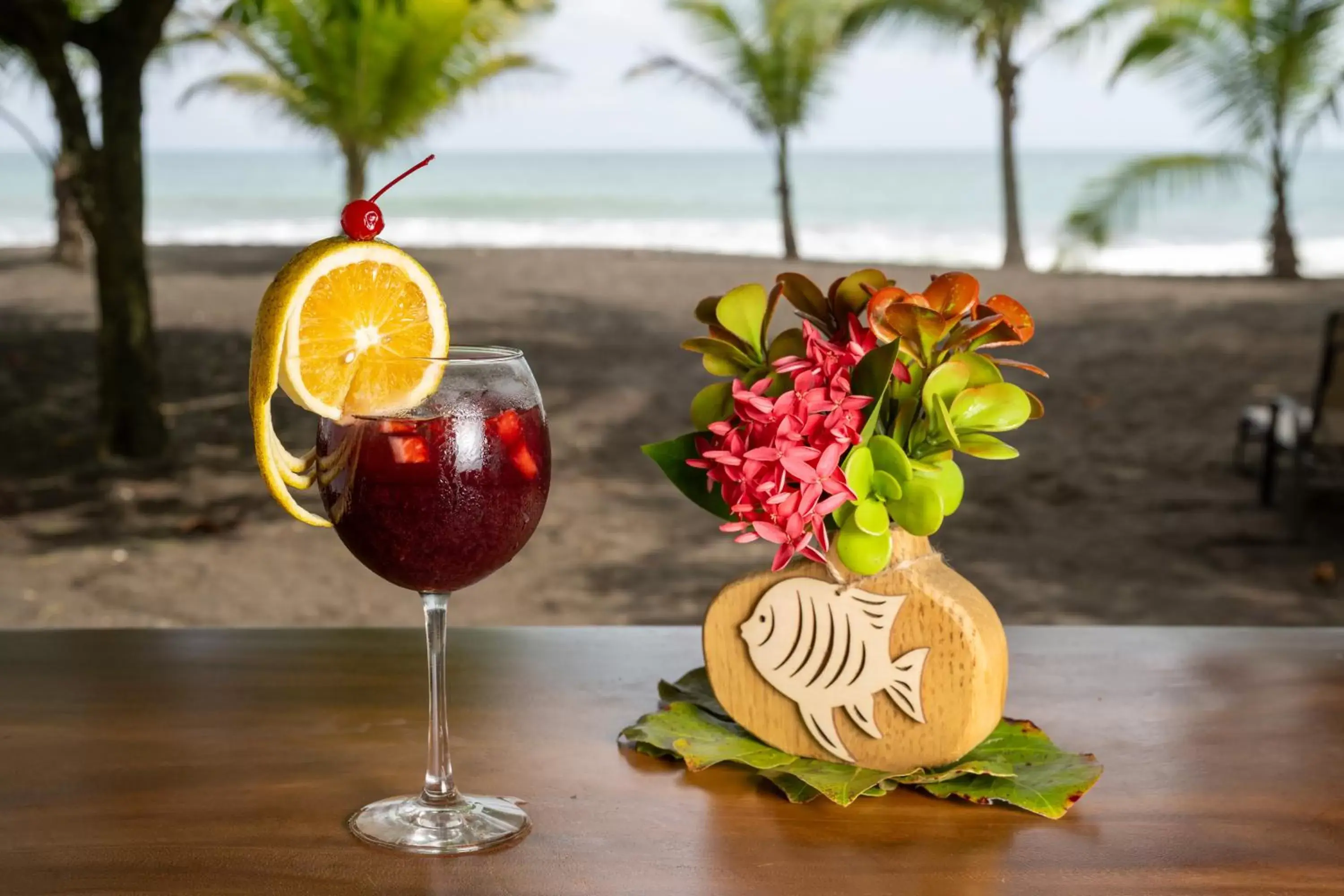 Food and drinks in Fuego del Sol Beachfront Hotel