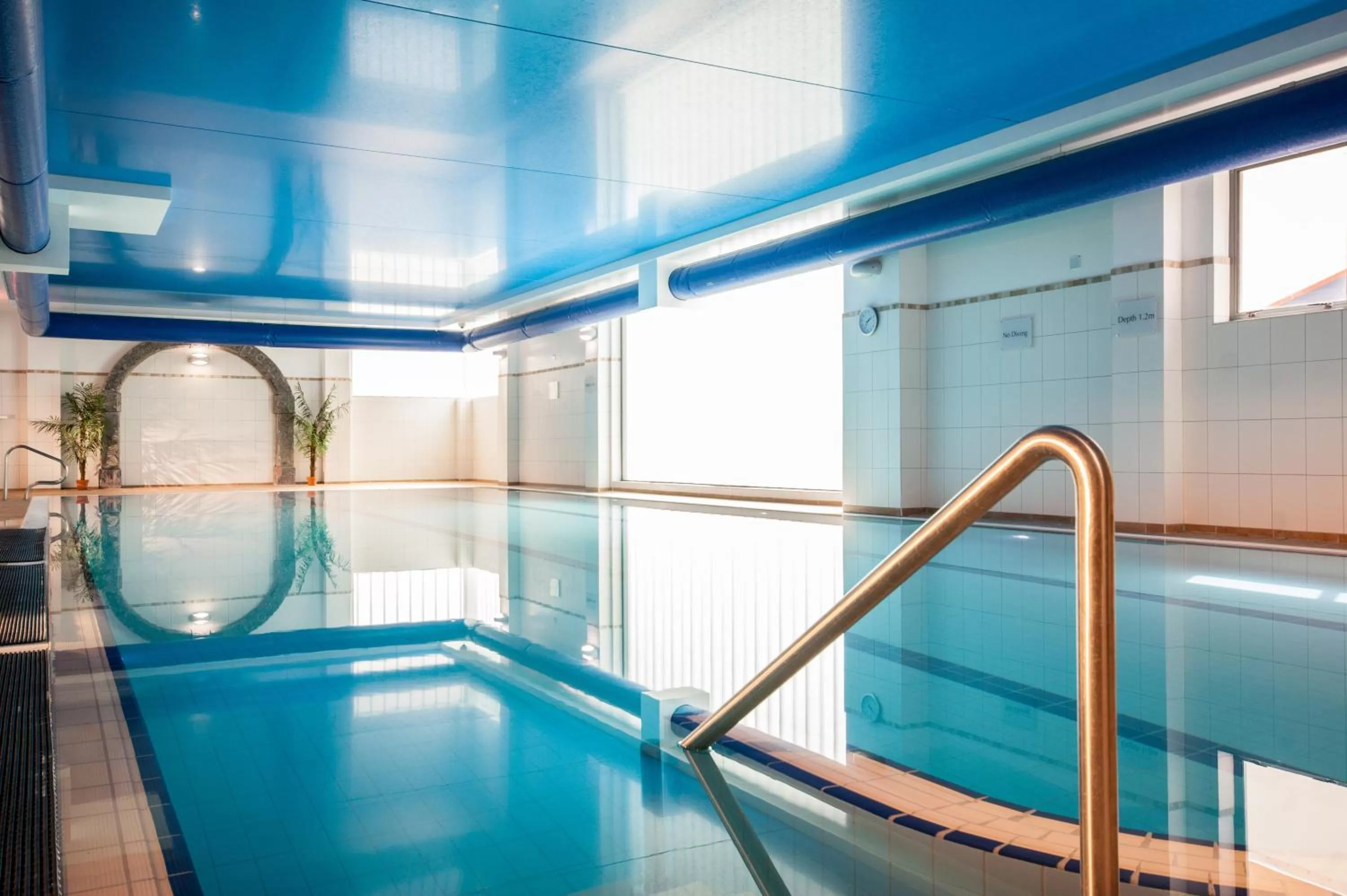 Swimming pool in Treacys Hotel & Leisure Centre Waterford