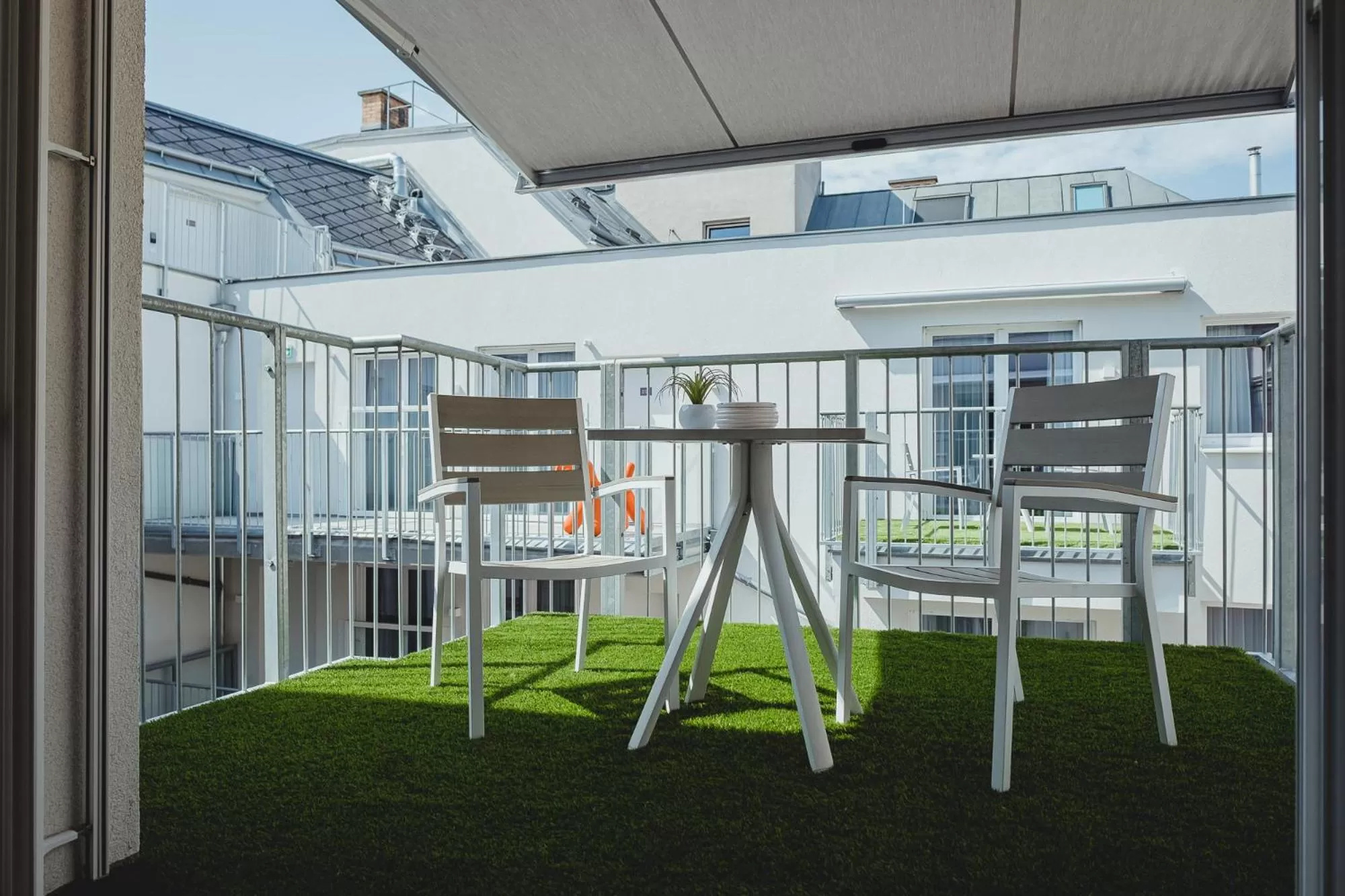 Balcony/Terrace in Oliver Apartments | contactless check-in