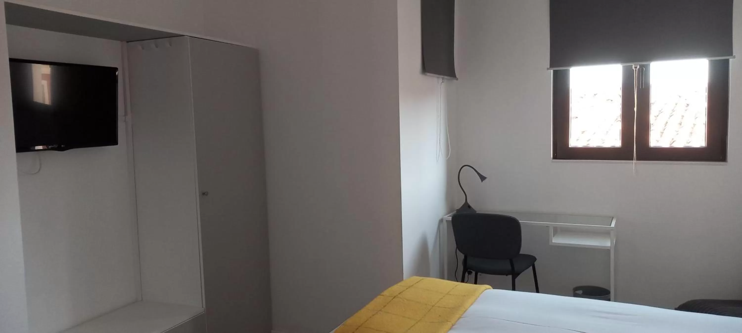 TV and multimedia, Bed in Slow León Apartamentos Turísticos