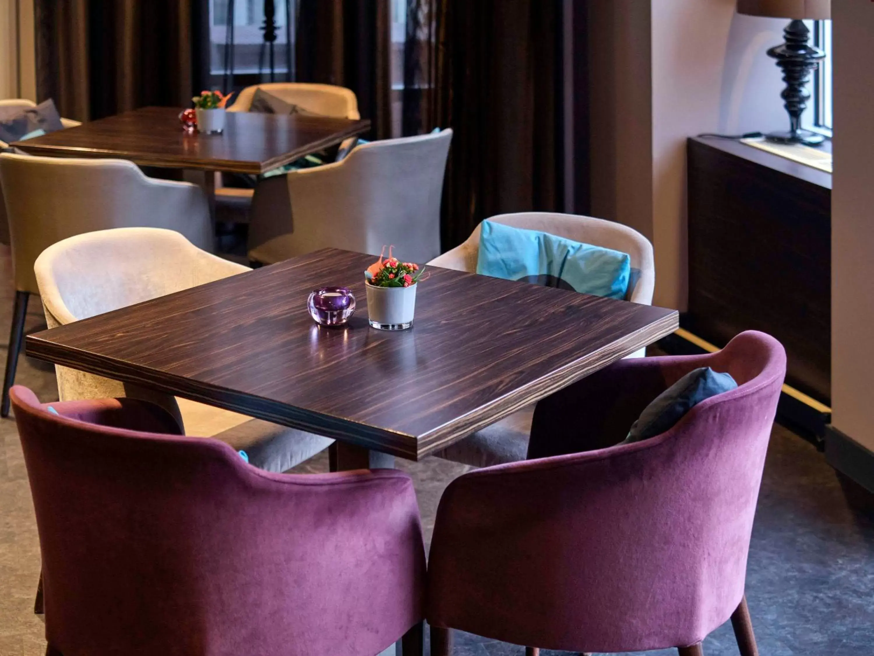 Lounge or bar, Restaurant/Places to Eat in Pullman Munich