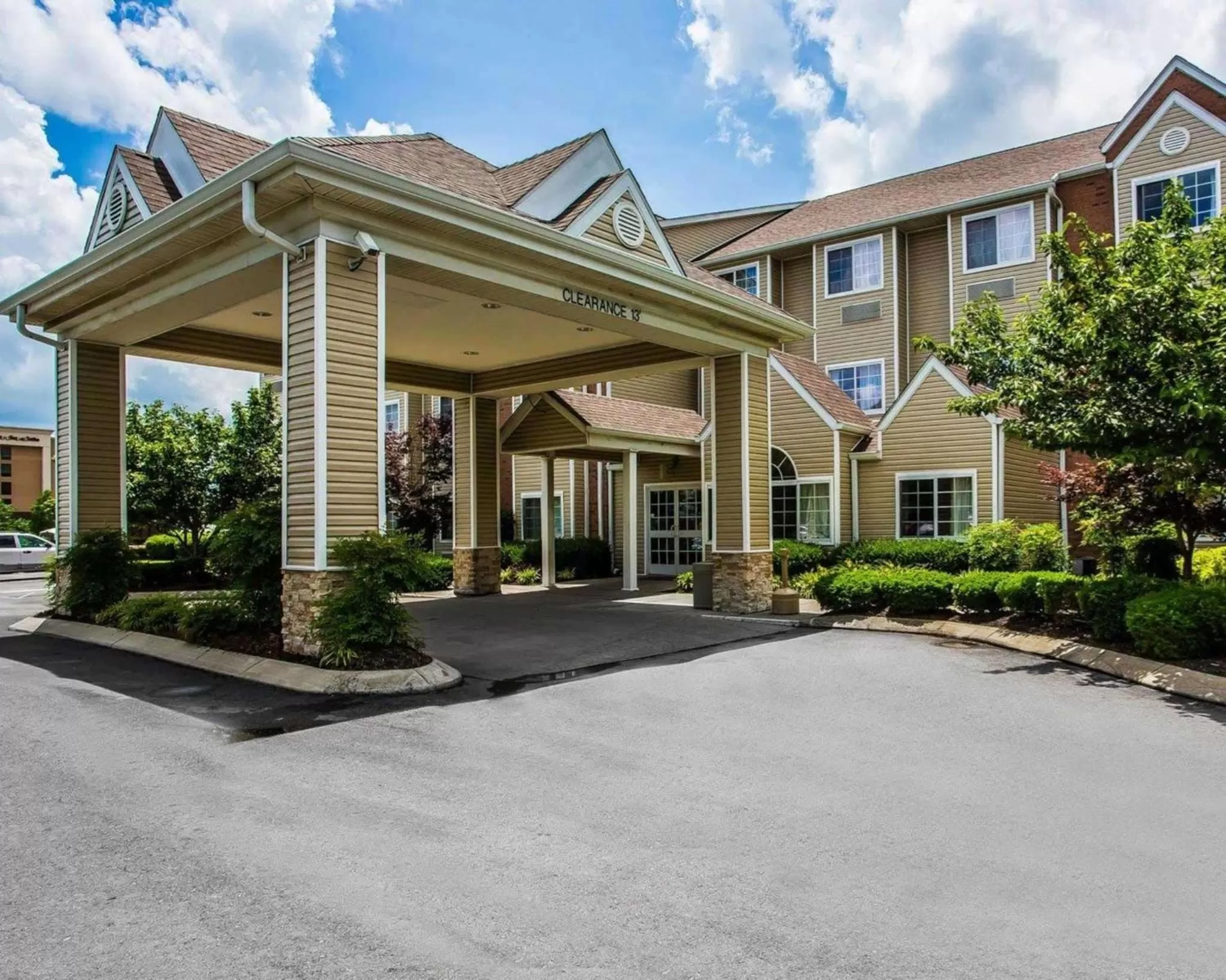 Property building in Quality Inn & Suites Mt. Juliet
