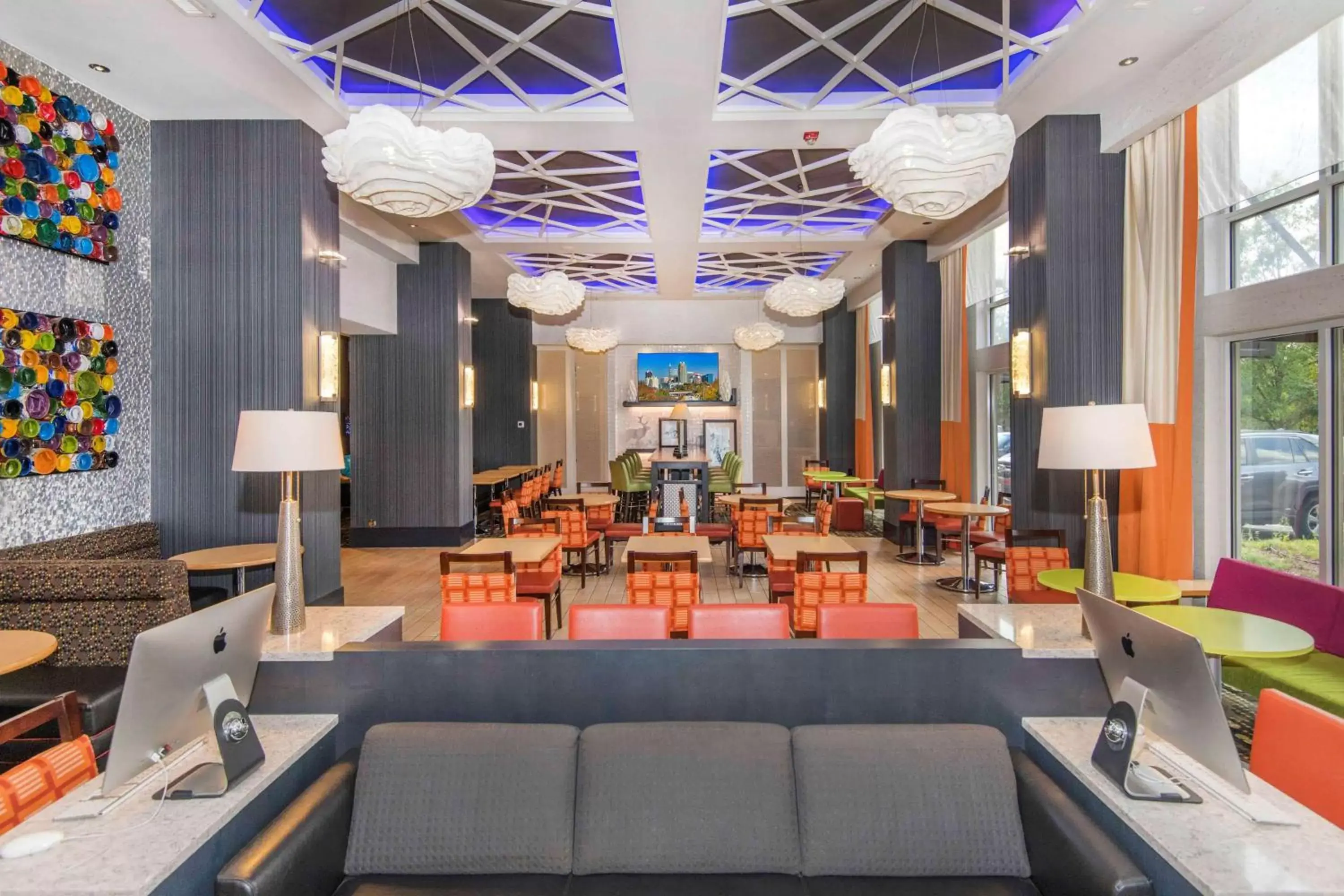 Lobby or reception, Restaurant/Places to Eat in Hampton Inn & Suites Raleigh-Durham Airport-Brier Creek