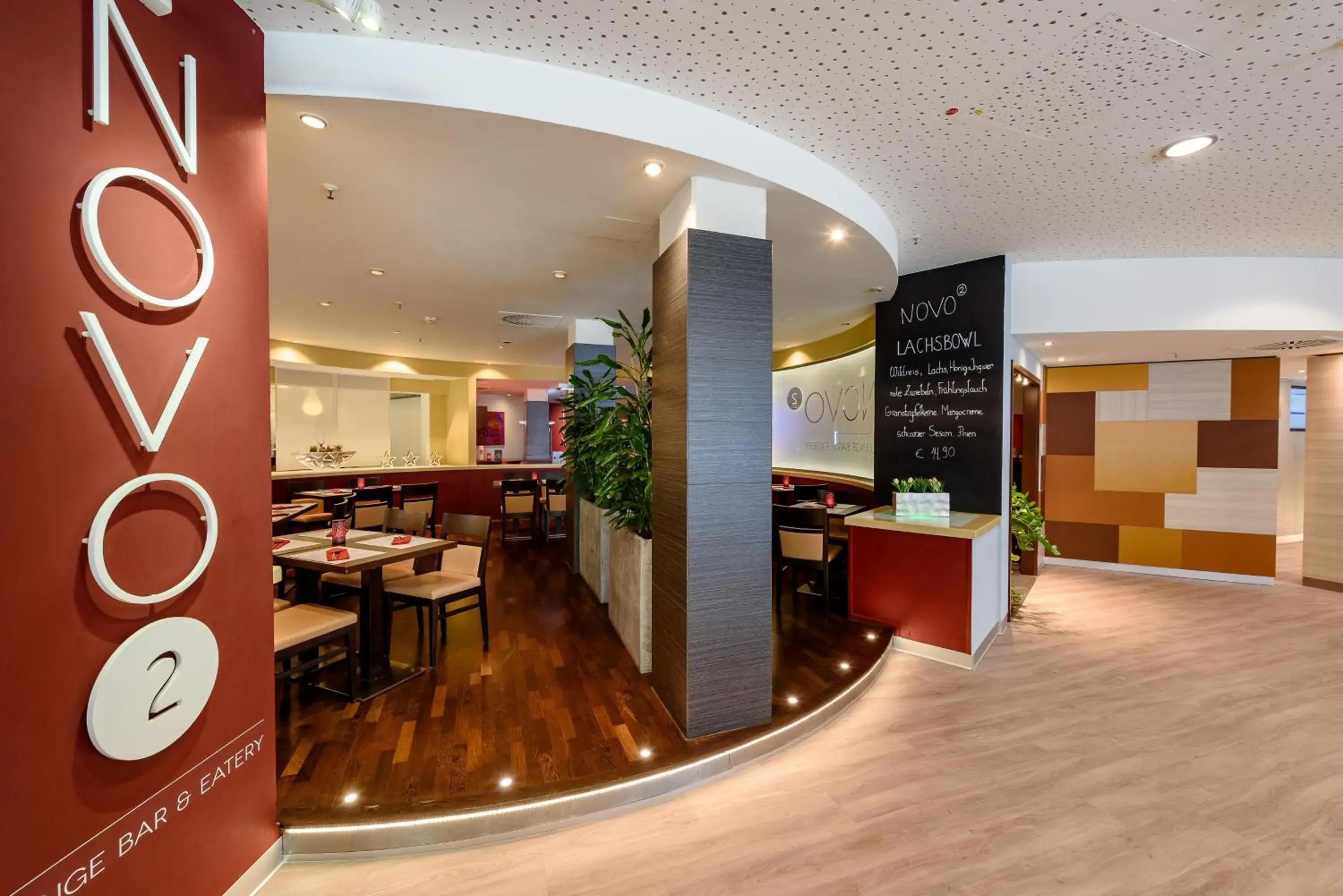 Restaurant/places to eat, Lobby/Reception in Novotel Frankfurt City