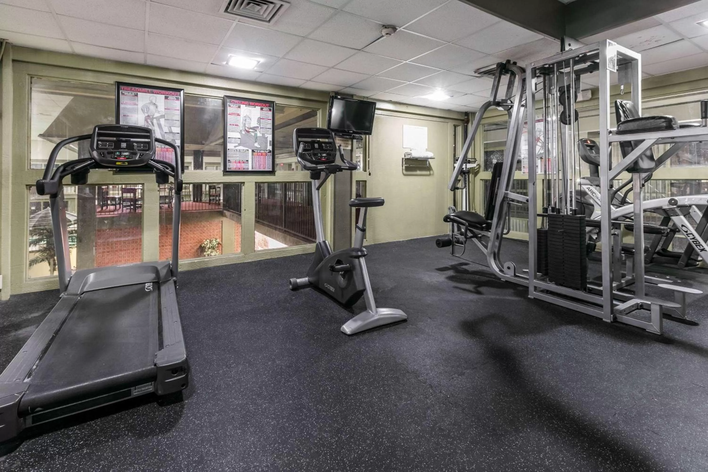 Fitness centre/facilities in Ramada by Wyndham Odessa Near University of Texas Permian