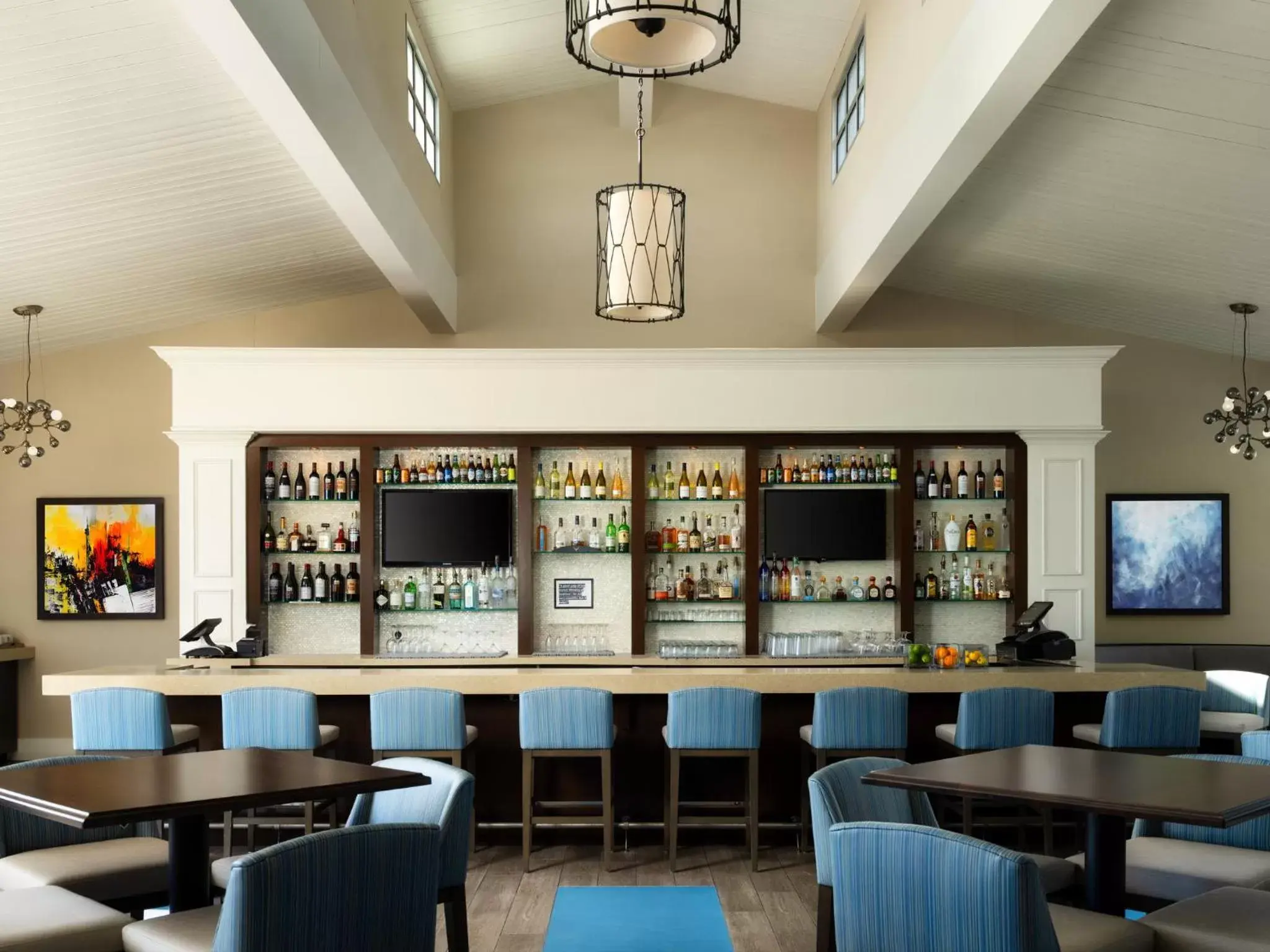Restaurant/places to eat, Lounge/Bar in Hotel Indigo San Diego Del Mar, an IHG Hotel