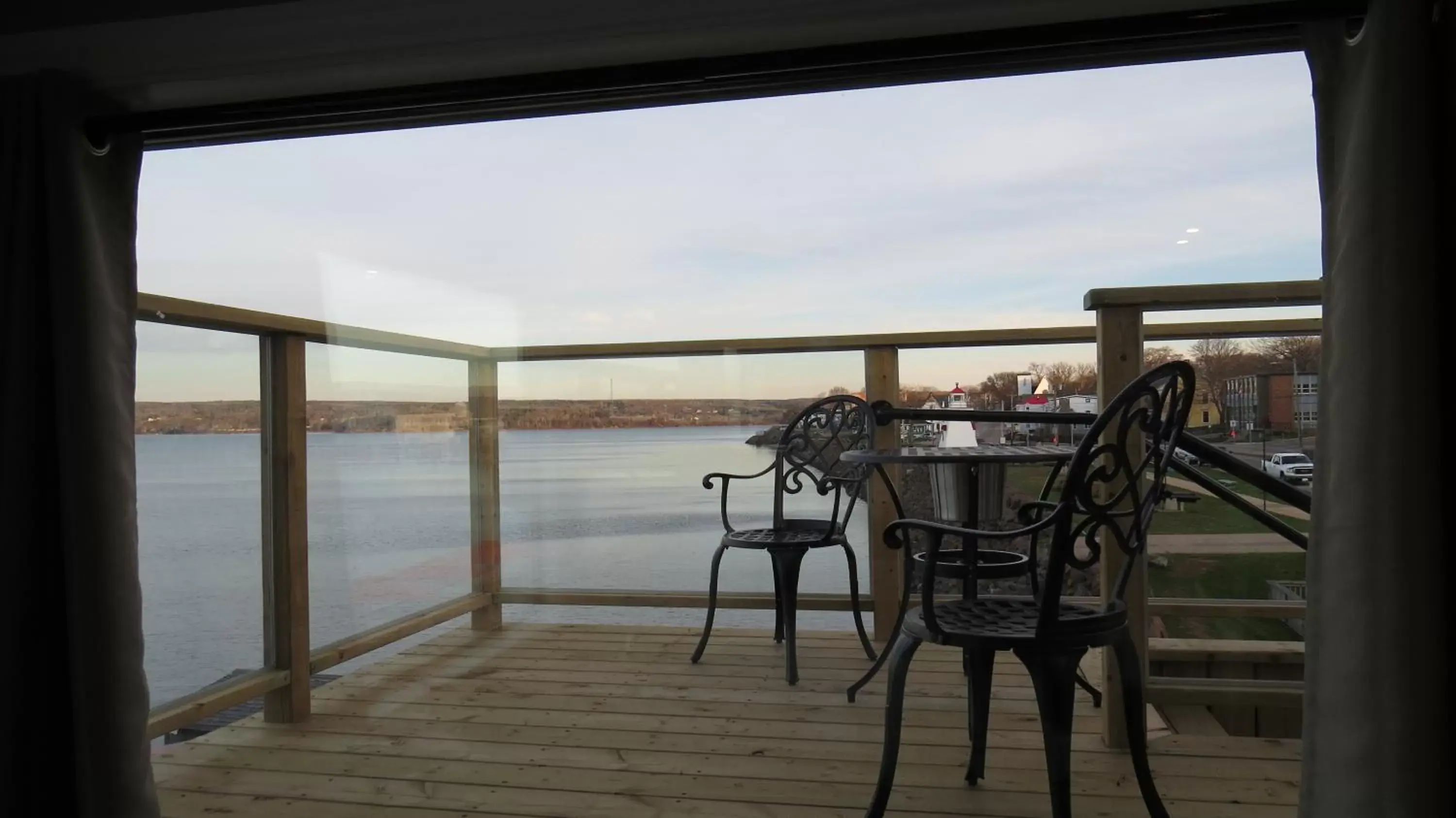 Balcony/Terrace in Dockside Suites