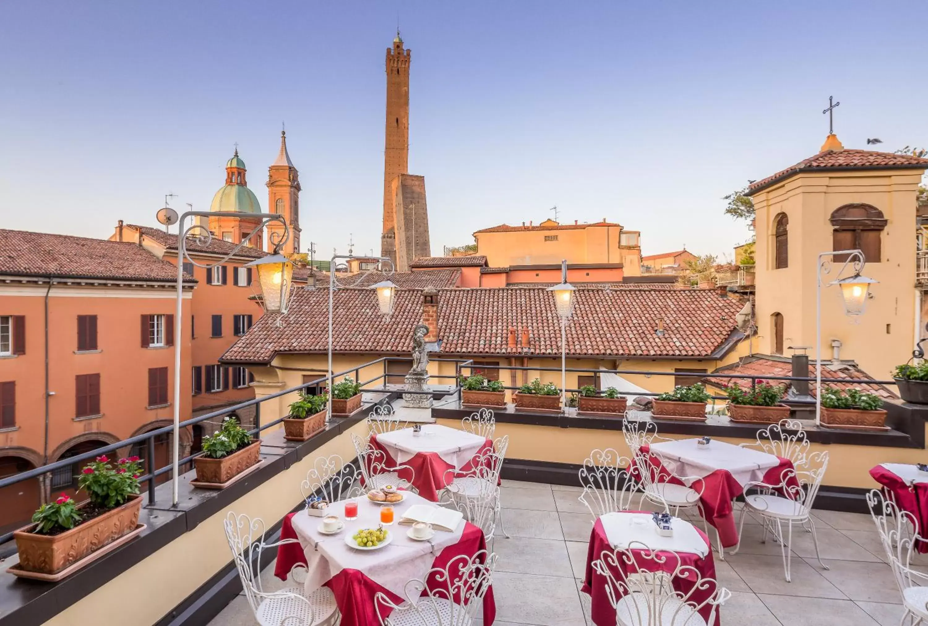 Balcony/Terrace in Hotel San Donato - Bologna centro