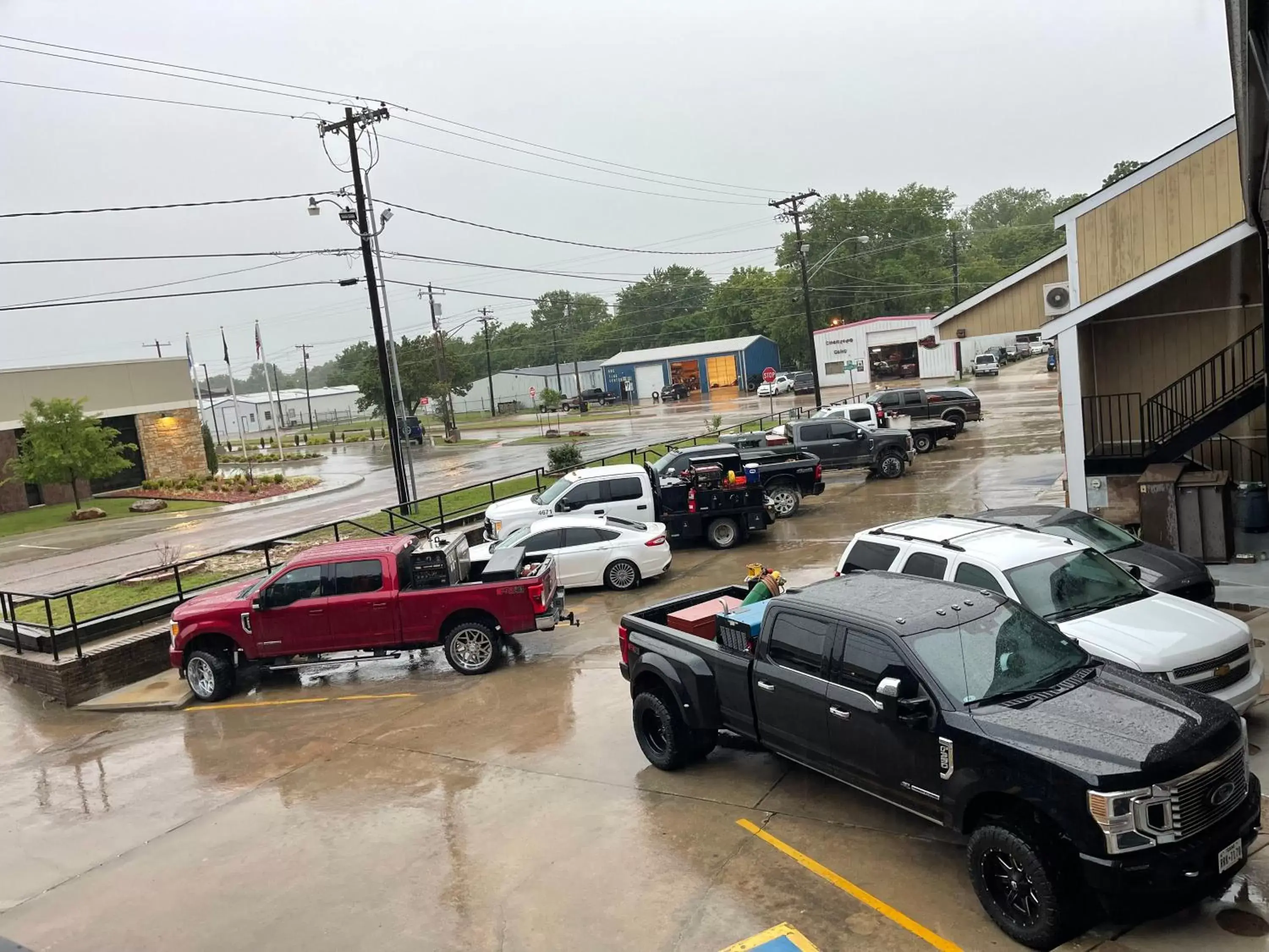 Parking in Raintree Inn