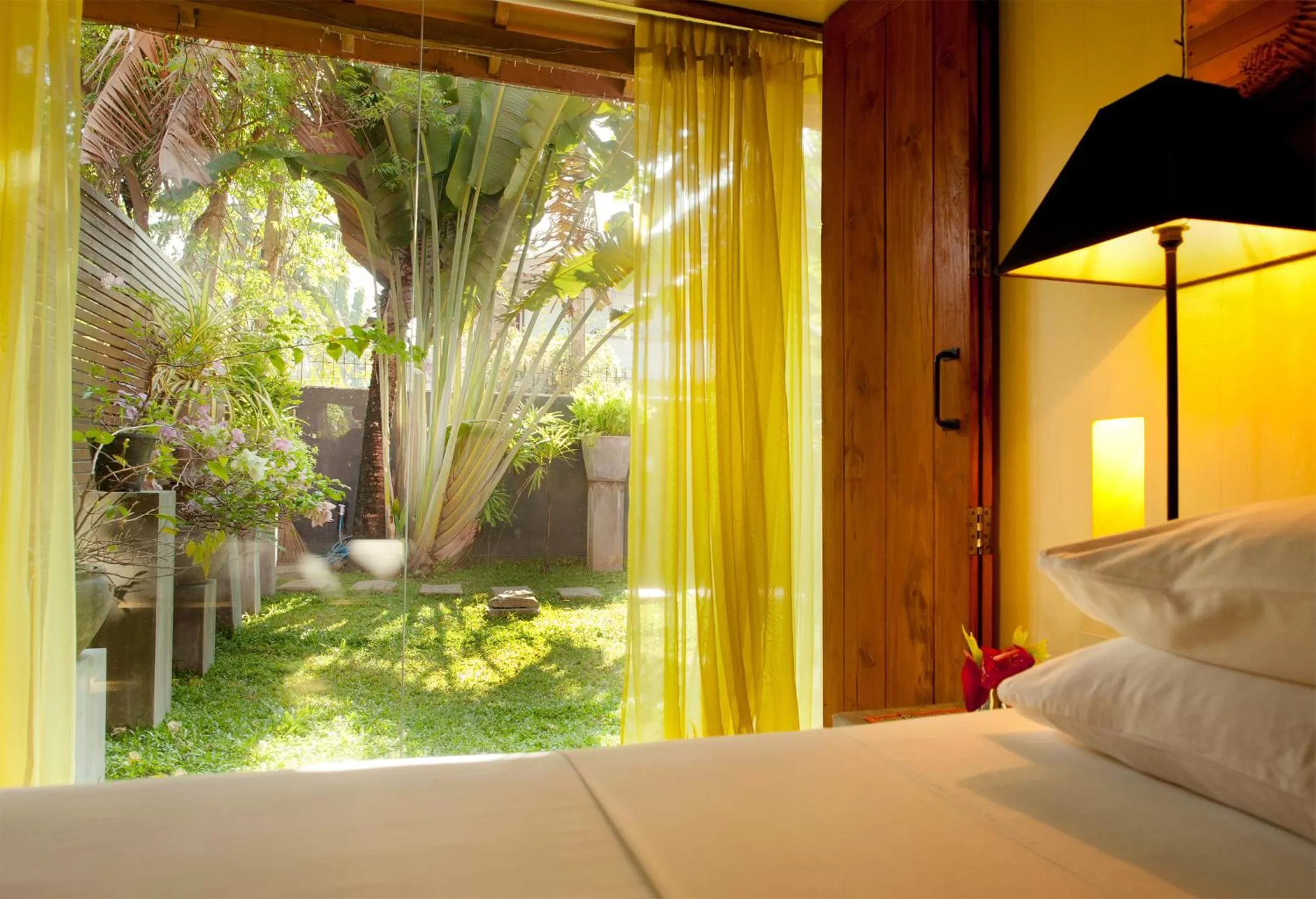 Garden view, Bed in Dickman Resort "The Boutique Hotel"