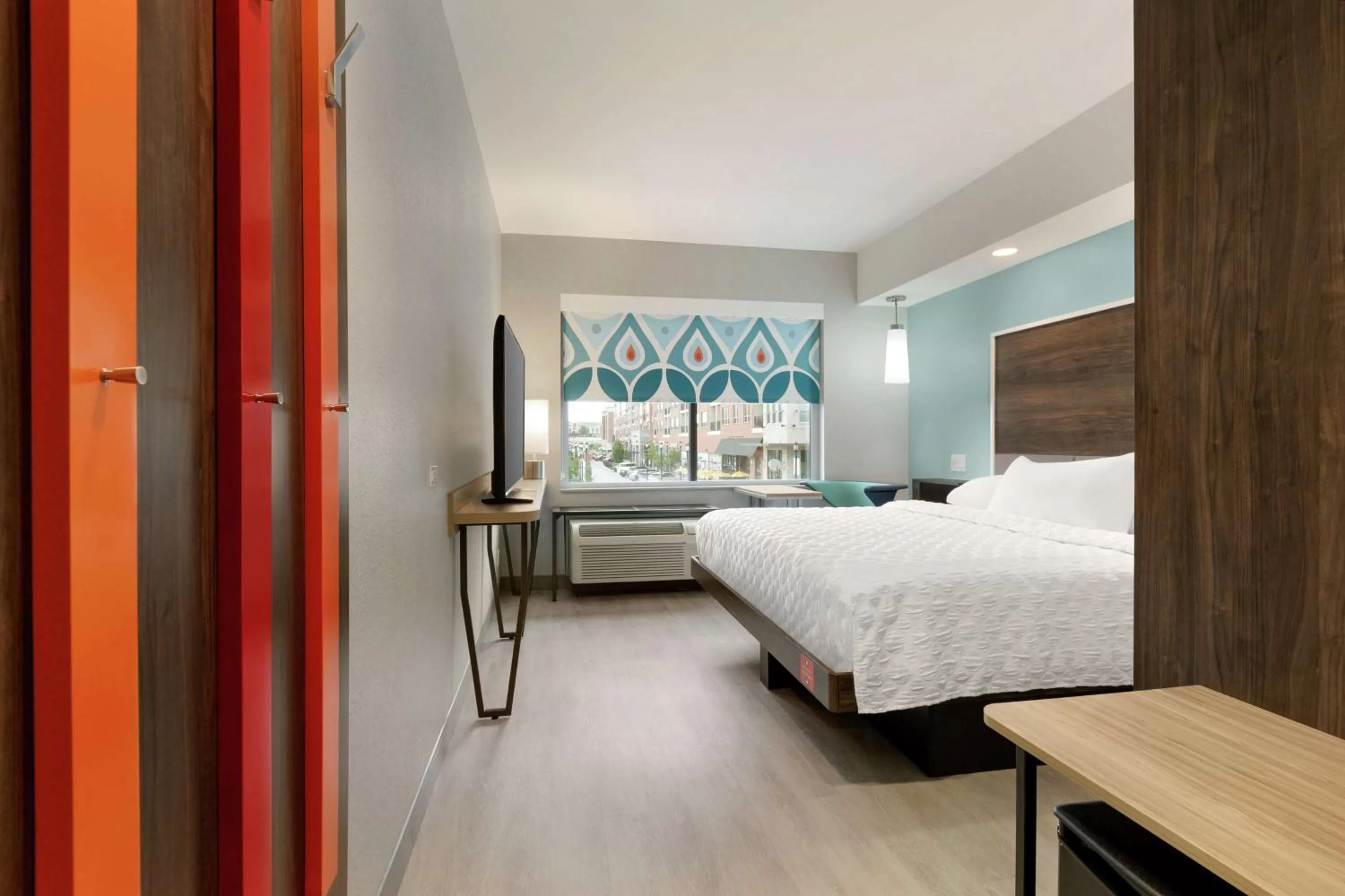 Bedroom, Bed in Tru by Hilton St. Charles St. Louis