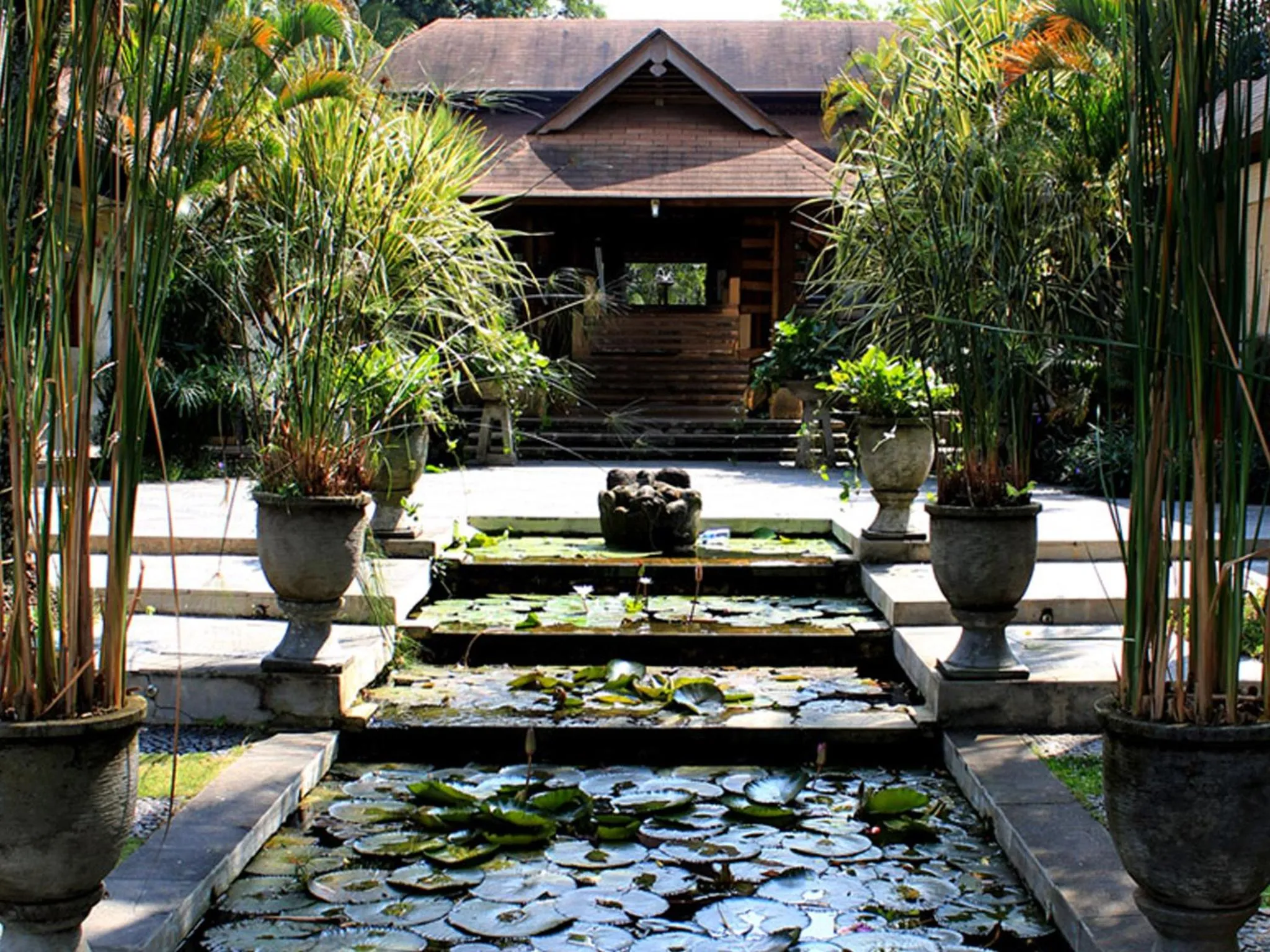 Restaurant/places to eat in HARRIS Hotel Sentul City Bogor