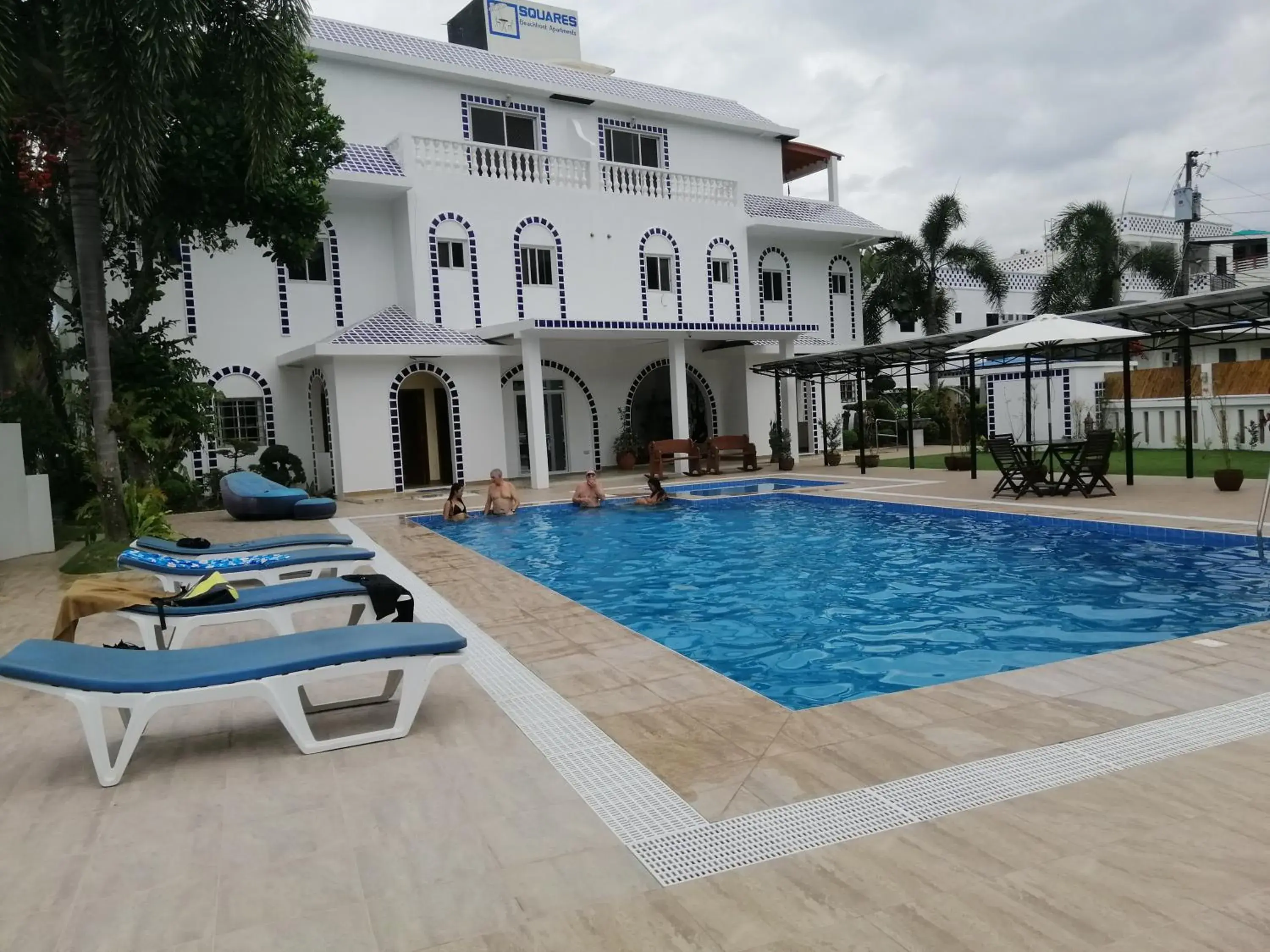 Property Building in Squares Beachside Apartments