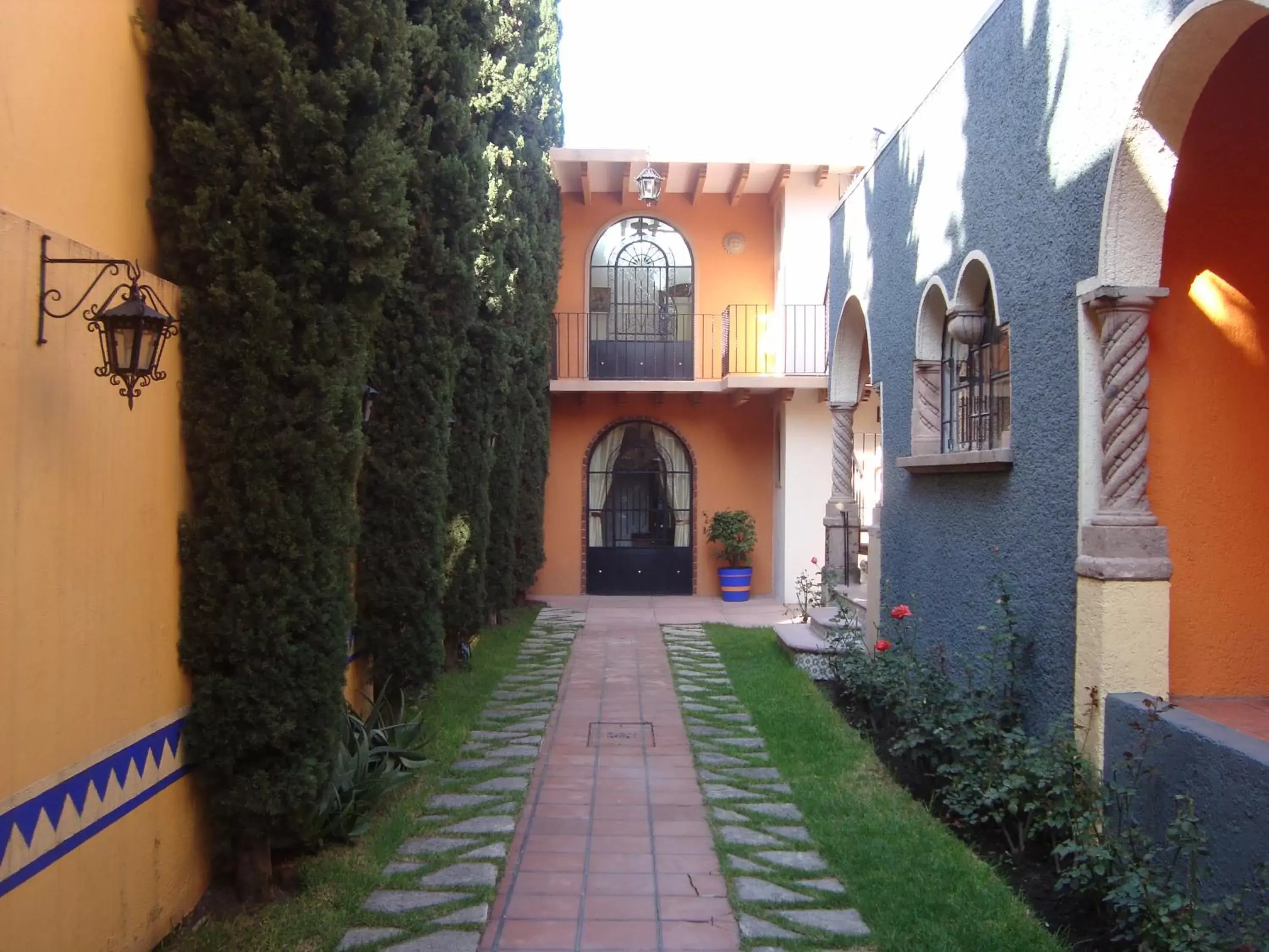 Facade/entrance in Villa Alfonsina