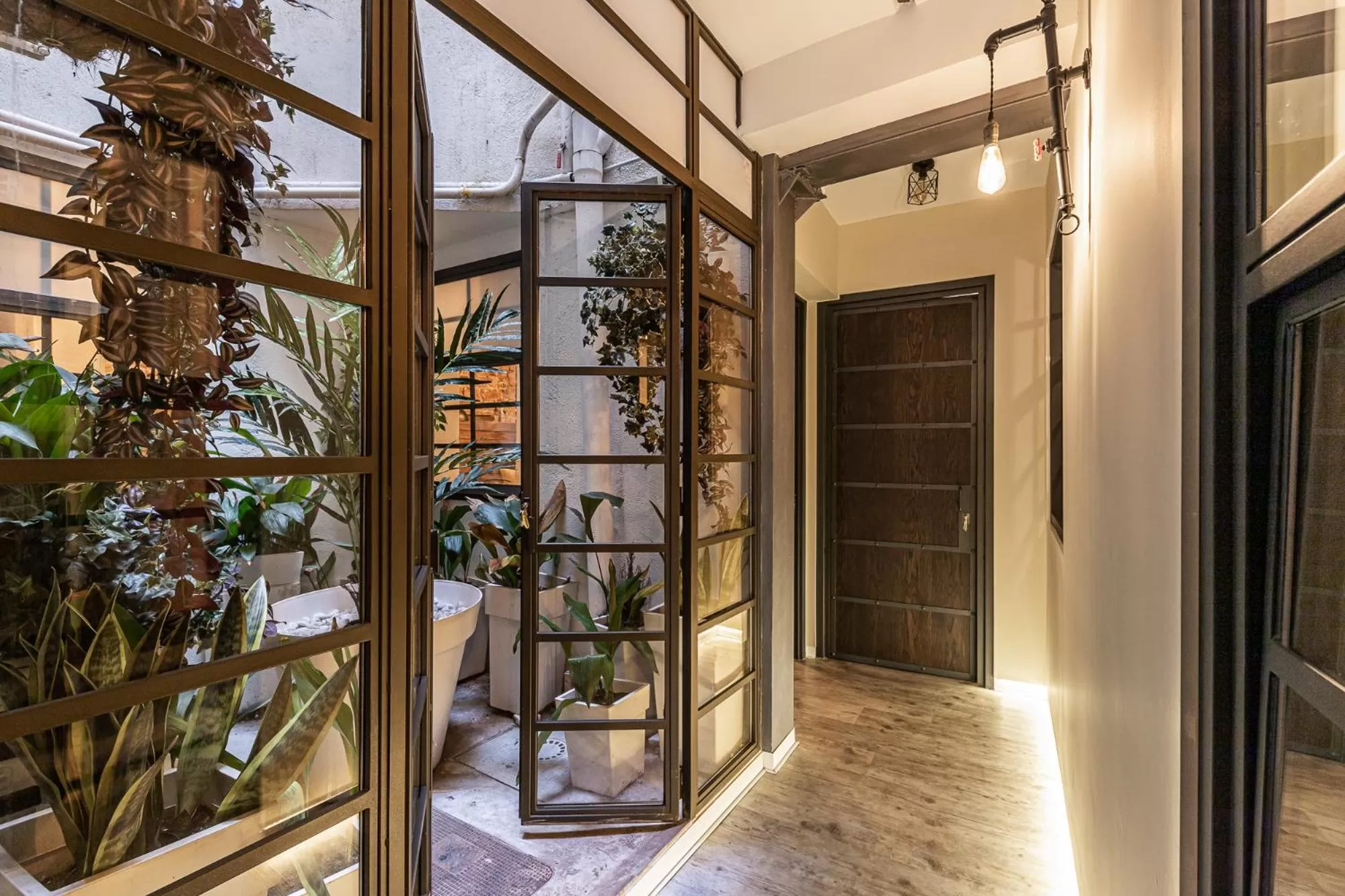 BNBHolder Boutique SOL