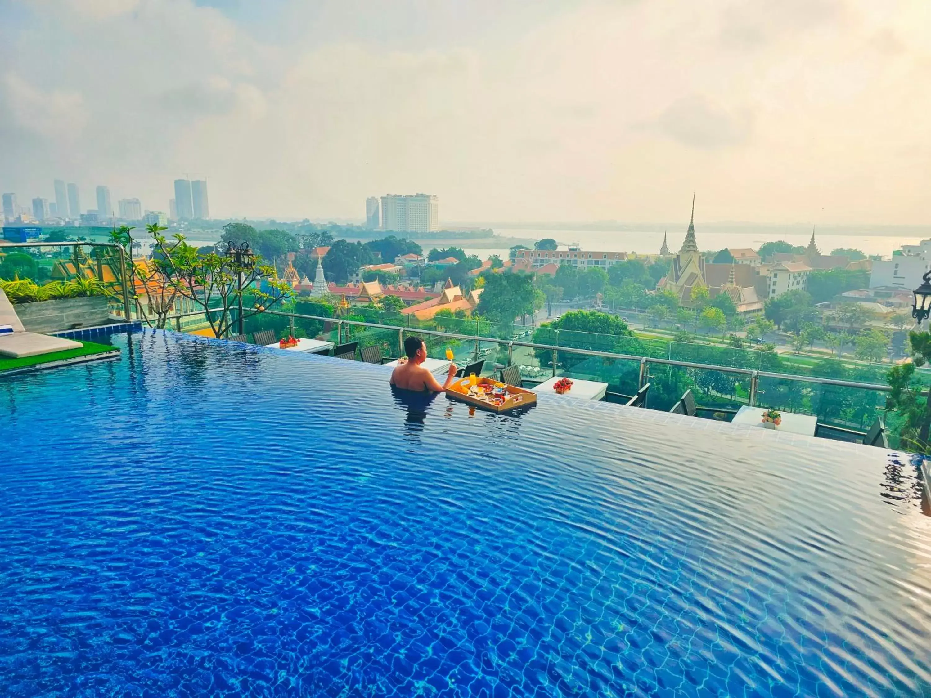 Swimming Pool in Le Botum Hotel