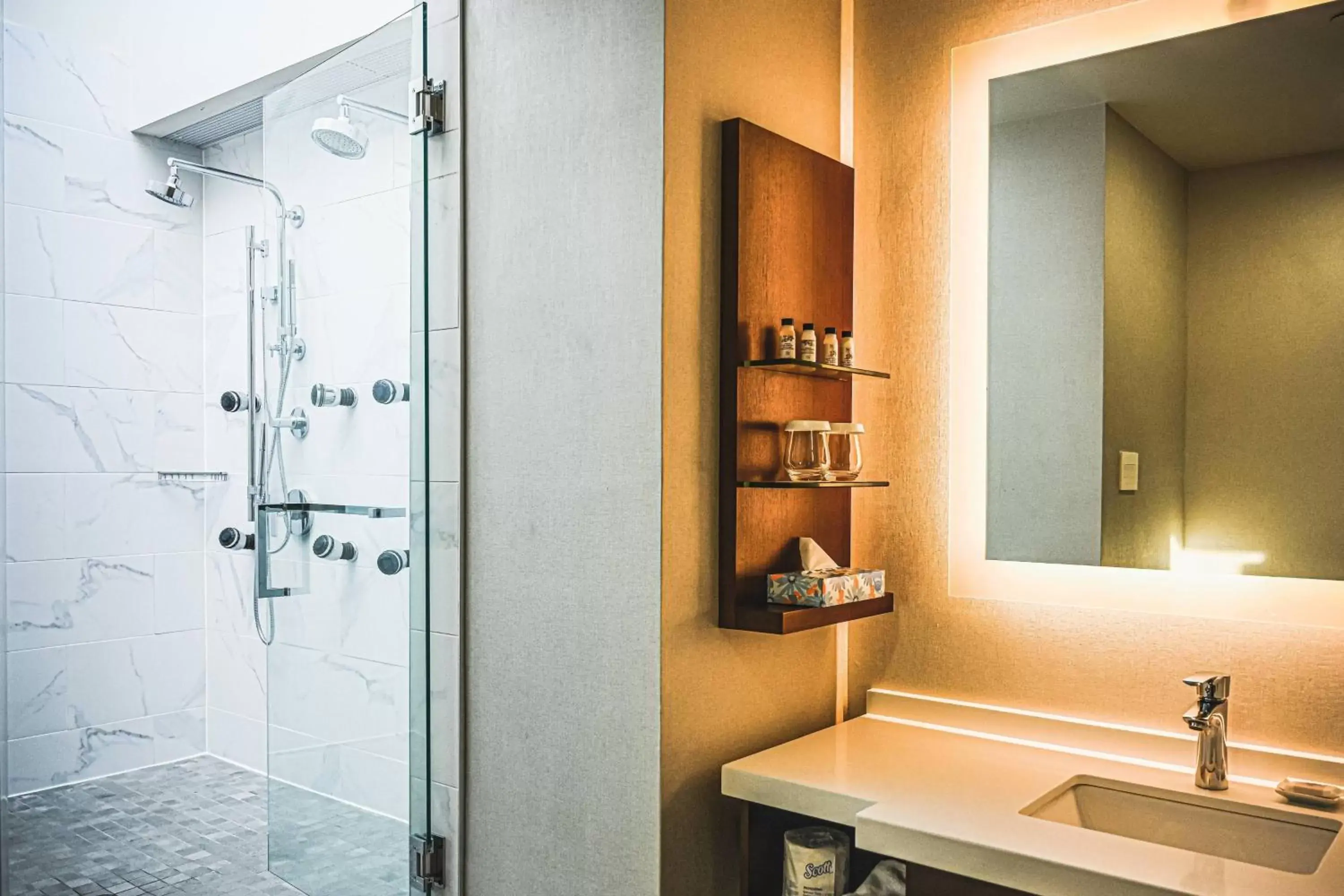 Bathroom in Delta Hotels by Marriott Cincinnati Sharonville