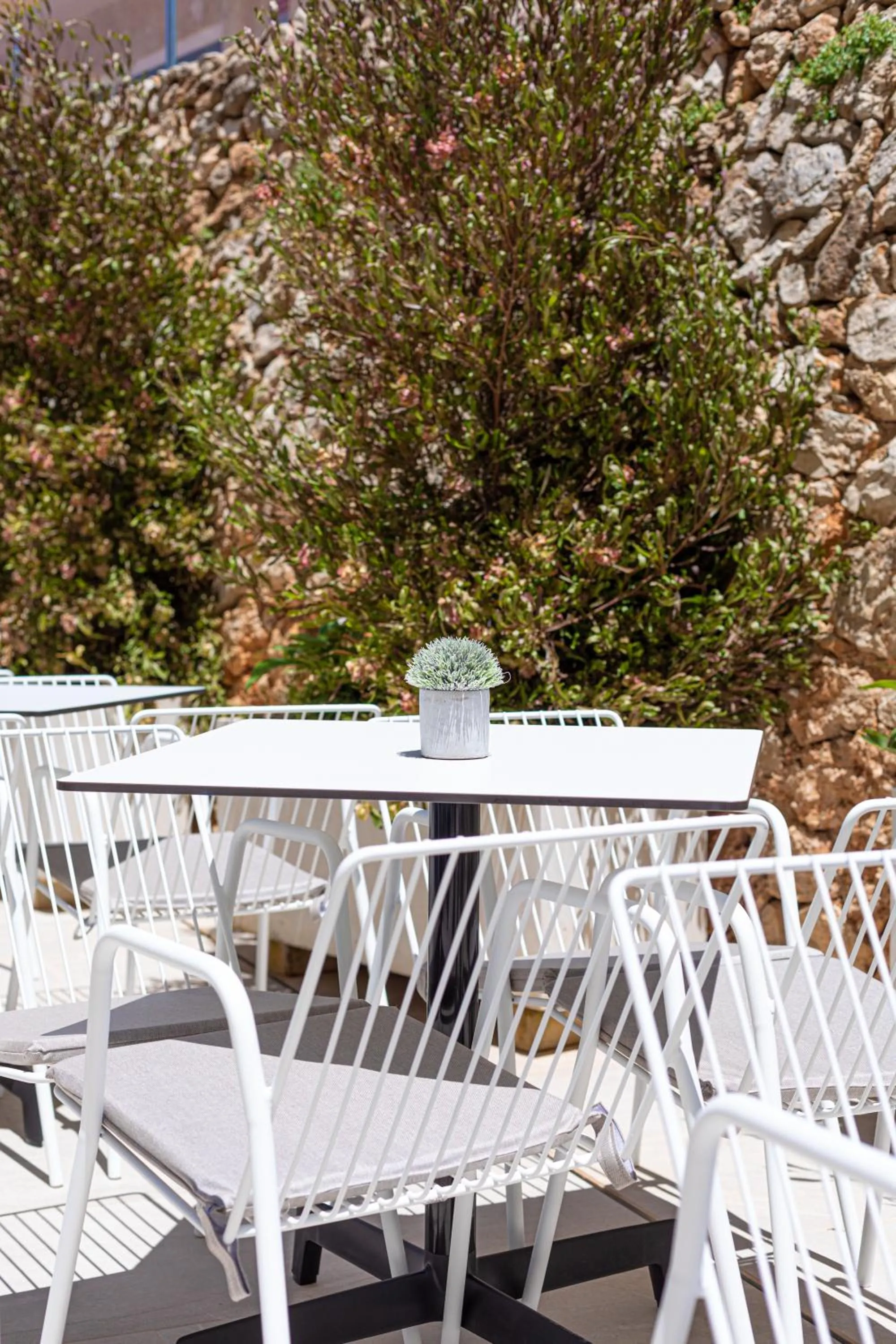 Lounge or bar in JS Portocolom Suites