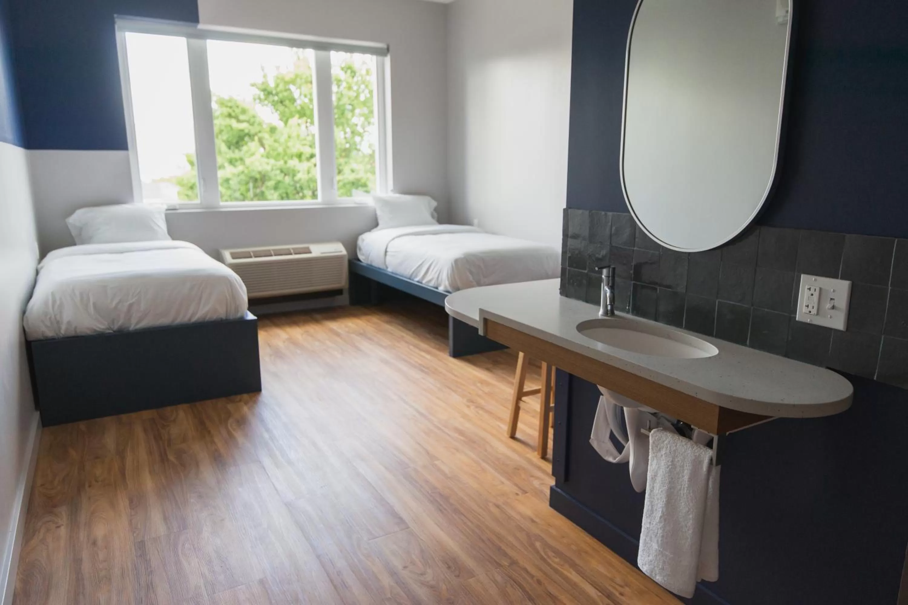 Facility for disabled guests in Lolo Pass