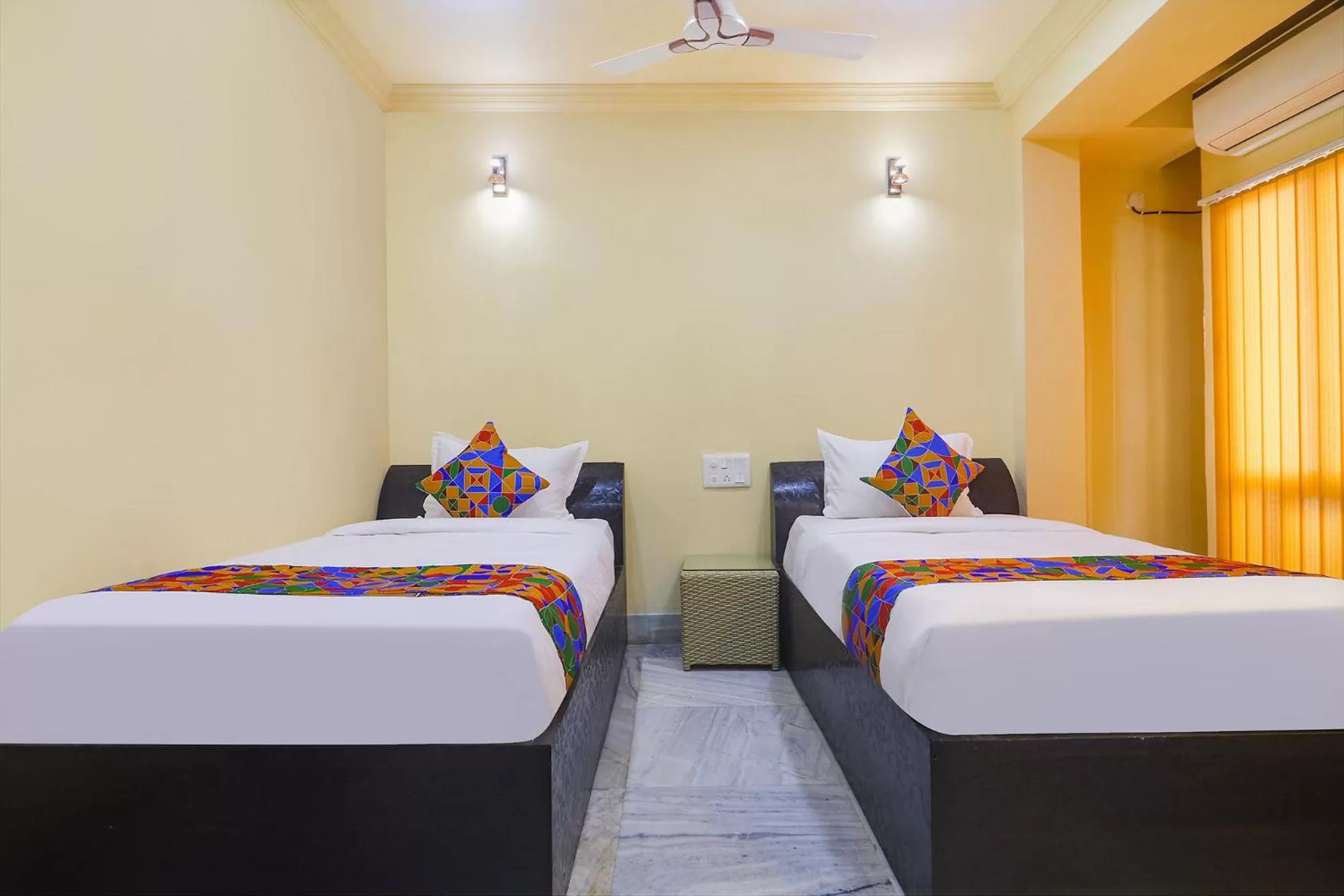 Photo of the whole room, Bed in FabHotel Fortune Grand - Nr Lakdikapul Metro Station