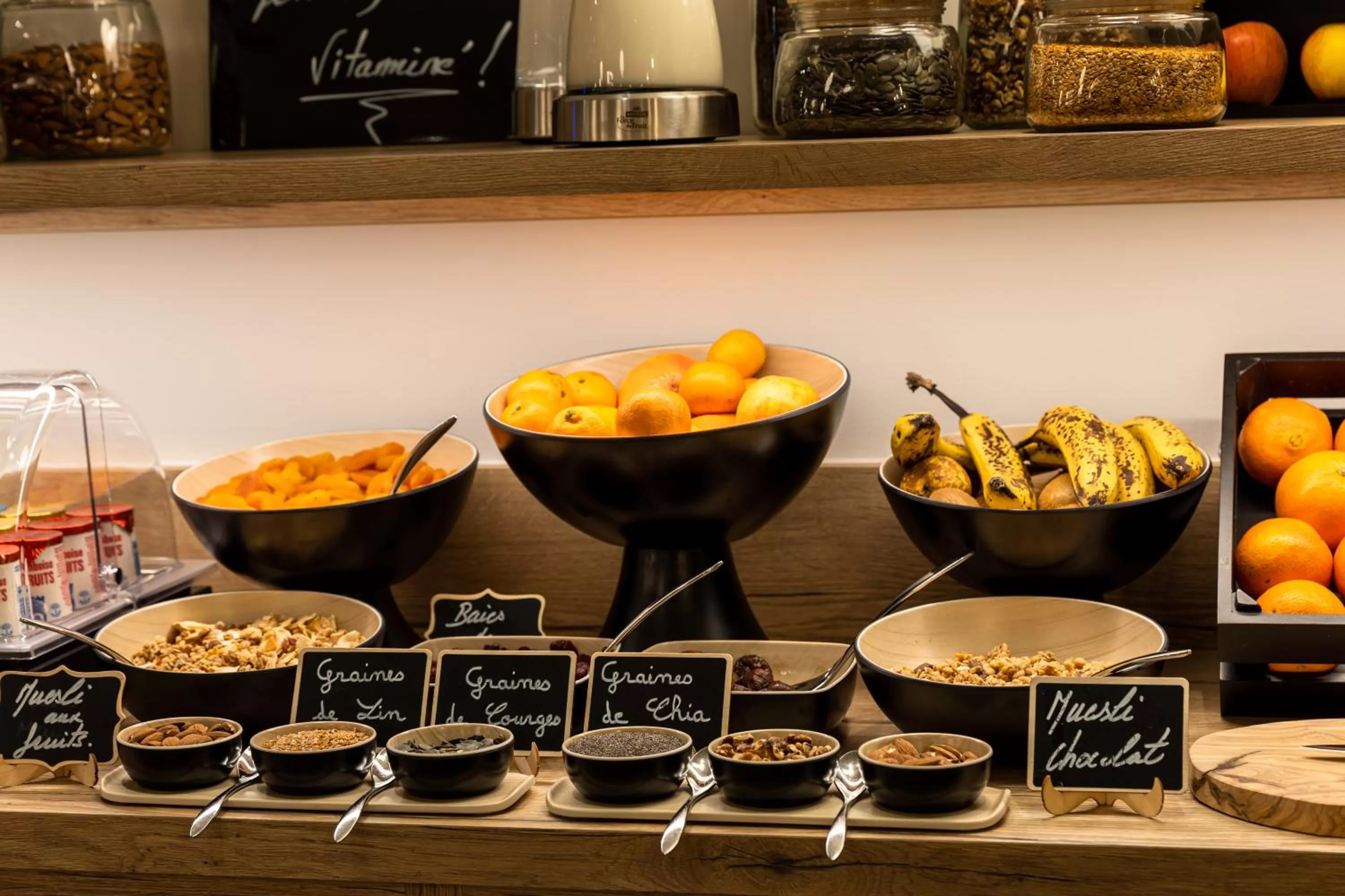 Breakfast in Hotel Restaurant Saint James, Montaigu-Vendée The Originals Boutique