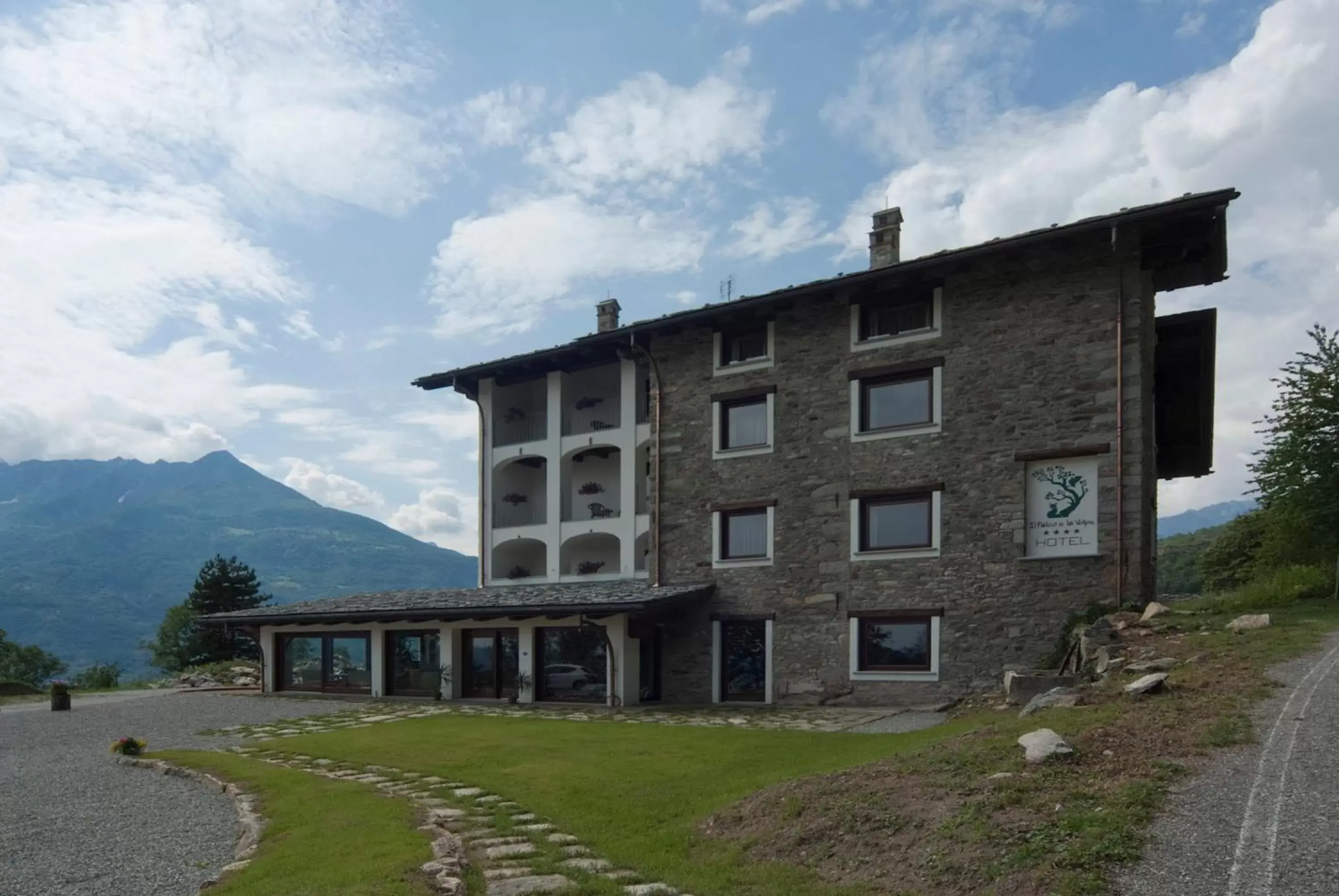 Facade/entrance, Property Building in Il Falco E La Volpe