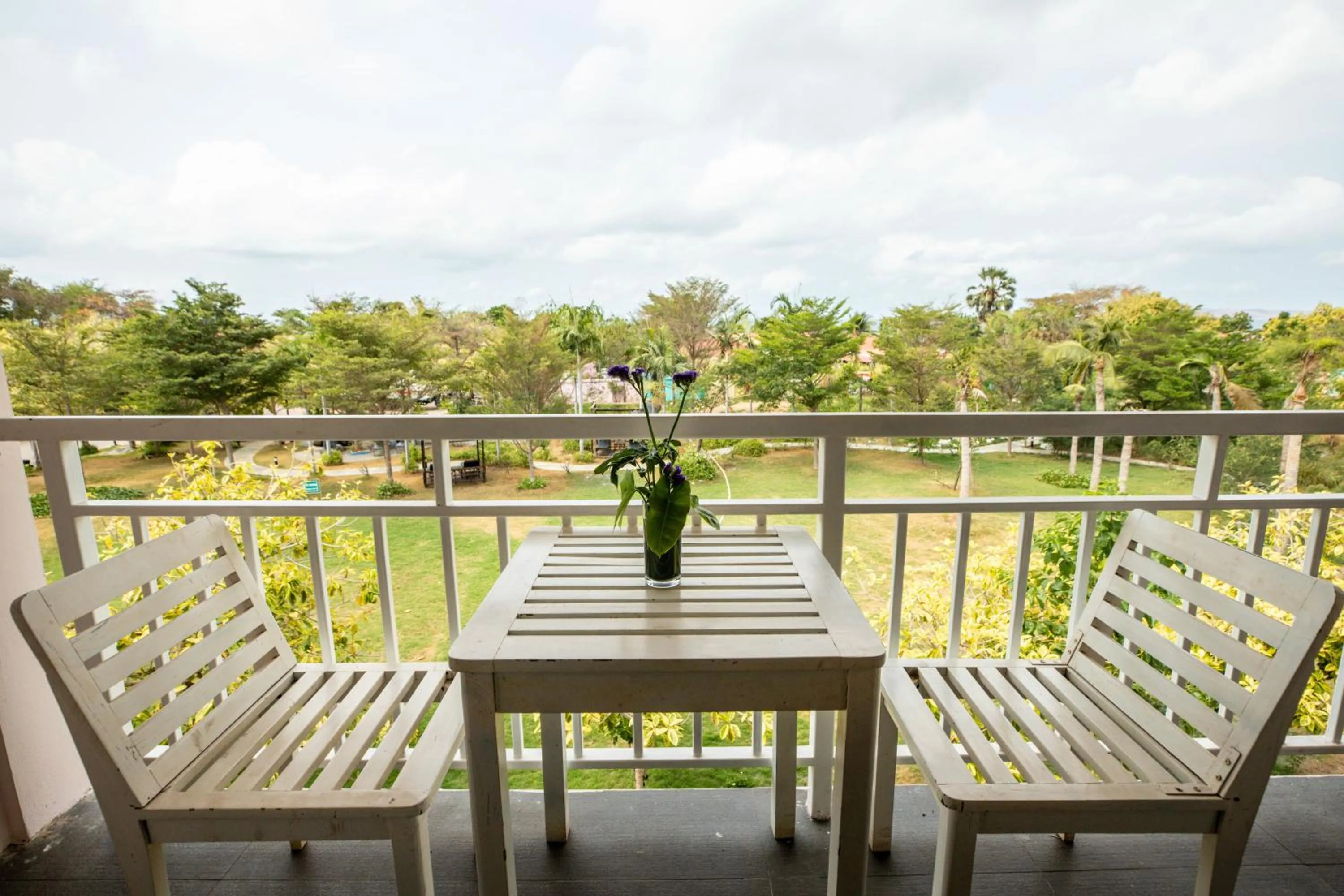 Balcony/Terrace in Xanadu Beach Resort