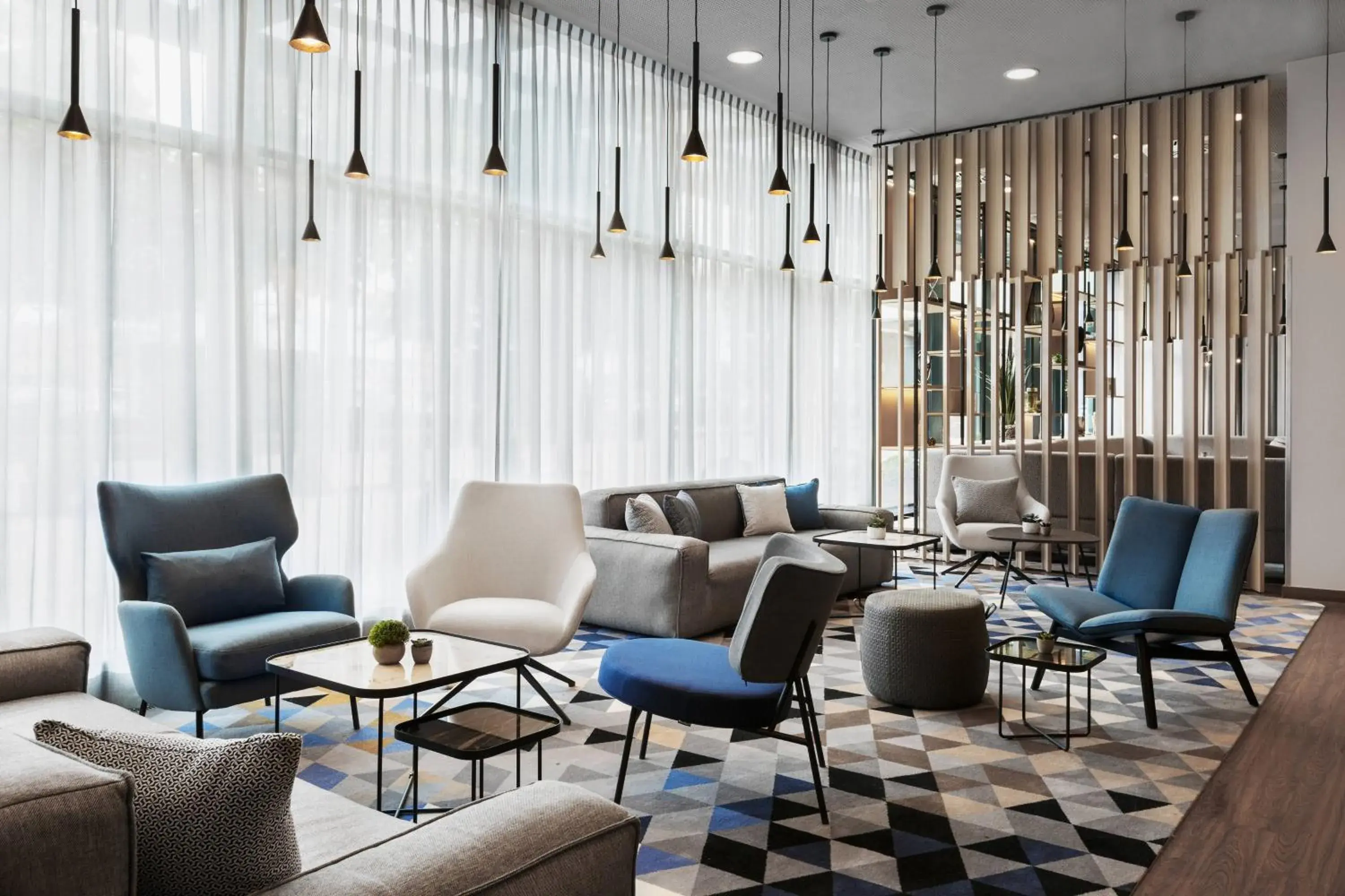 Lounge or bar in Courtyard by Marriott Munich City East