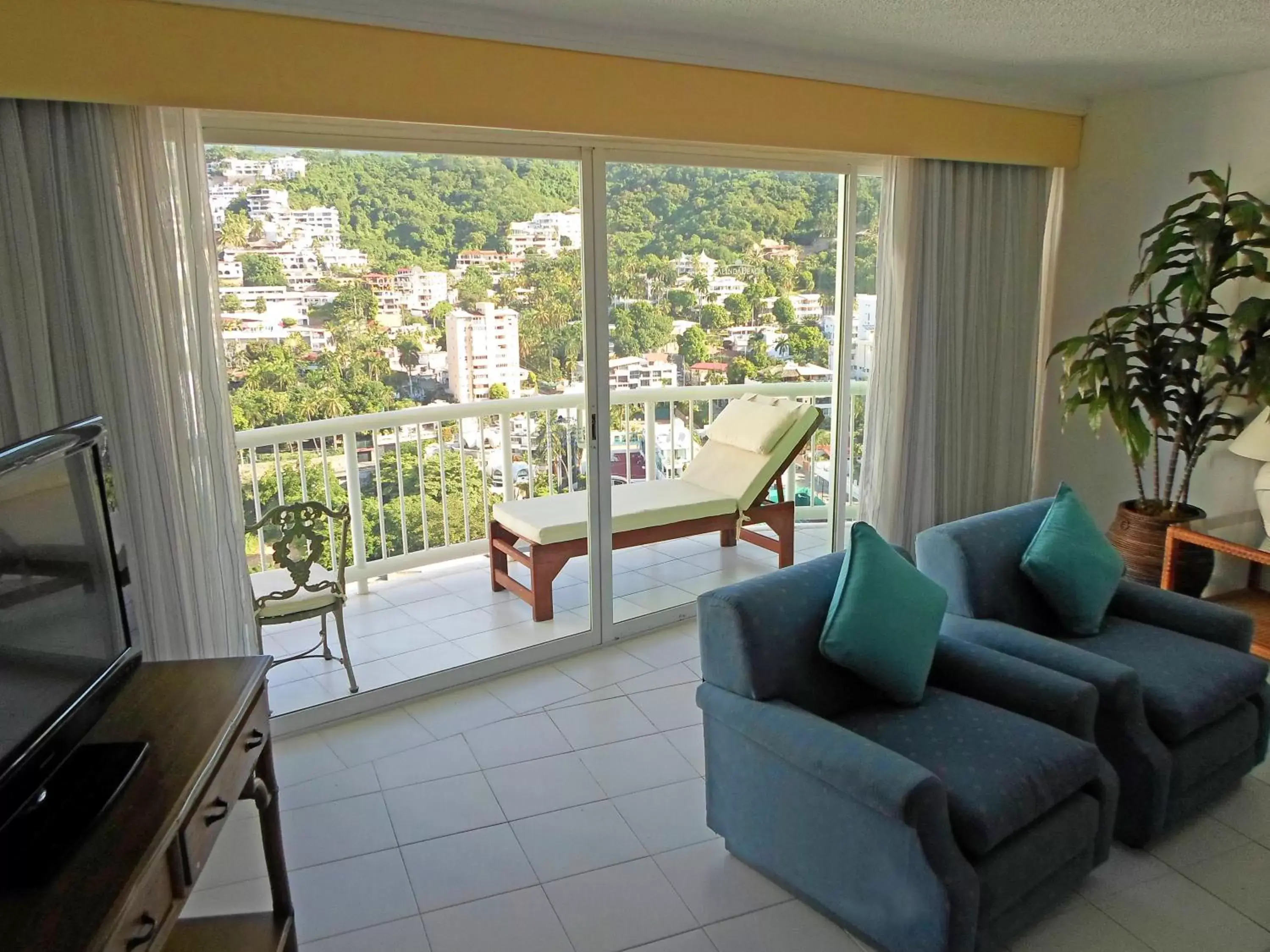 Living room, Seating Area in Calinda Beach Acapulco