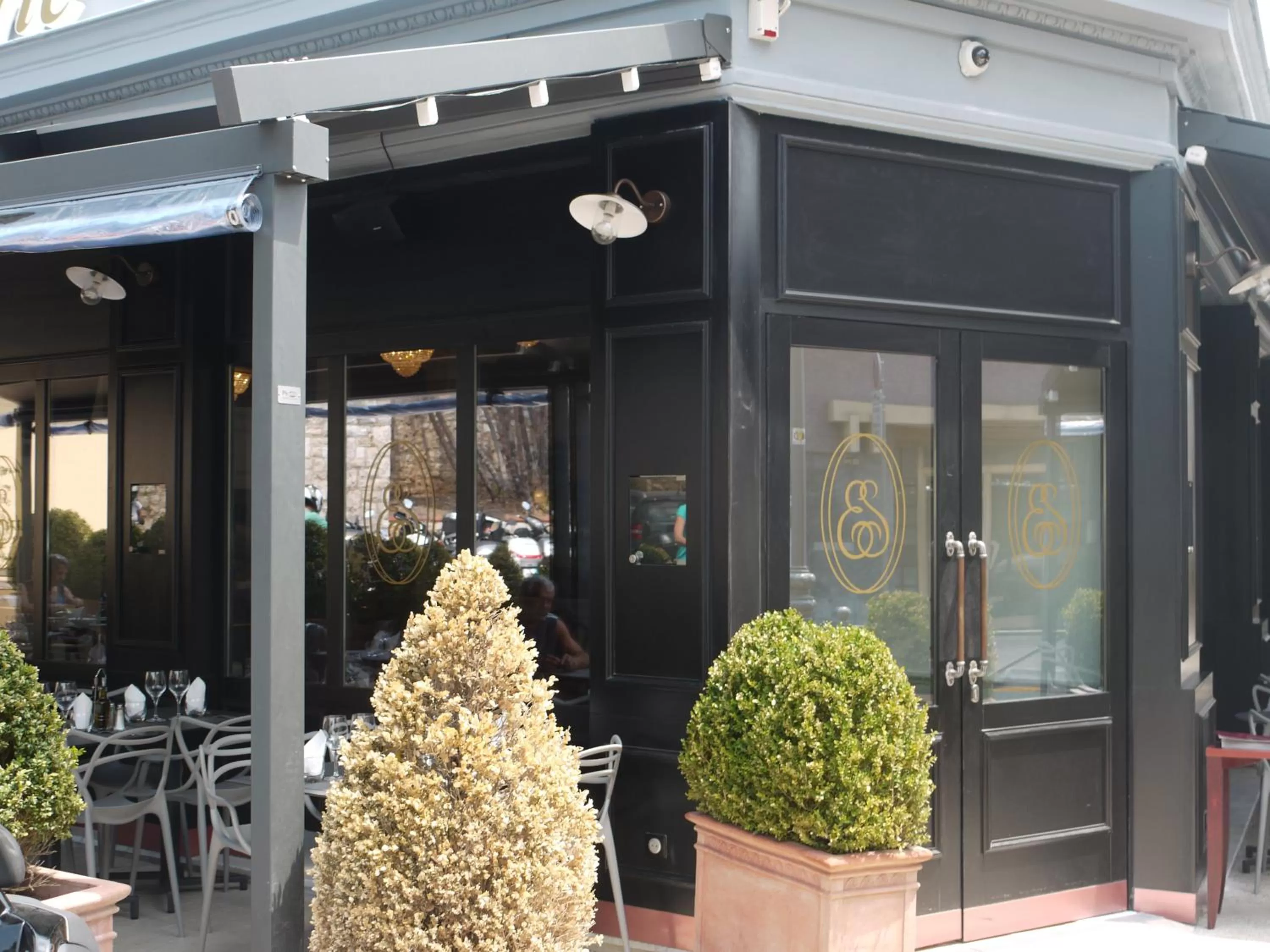 Facade/entrance in Hotel Restaurant Edmond's