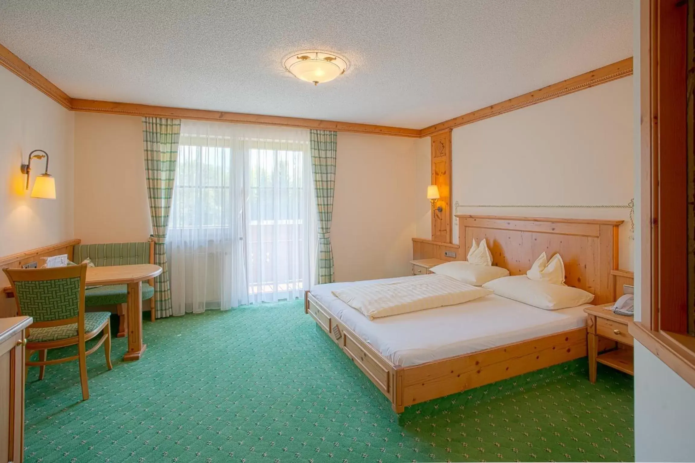 Single Room with Balcony in Landhaus Grünau Single Room with Balcony in Landhaus Grünau