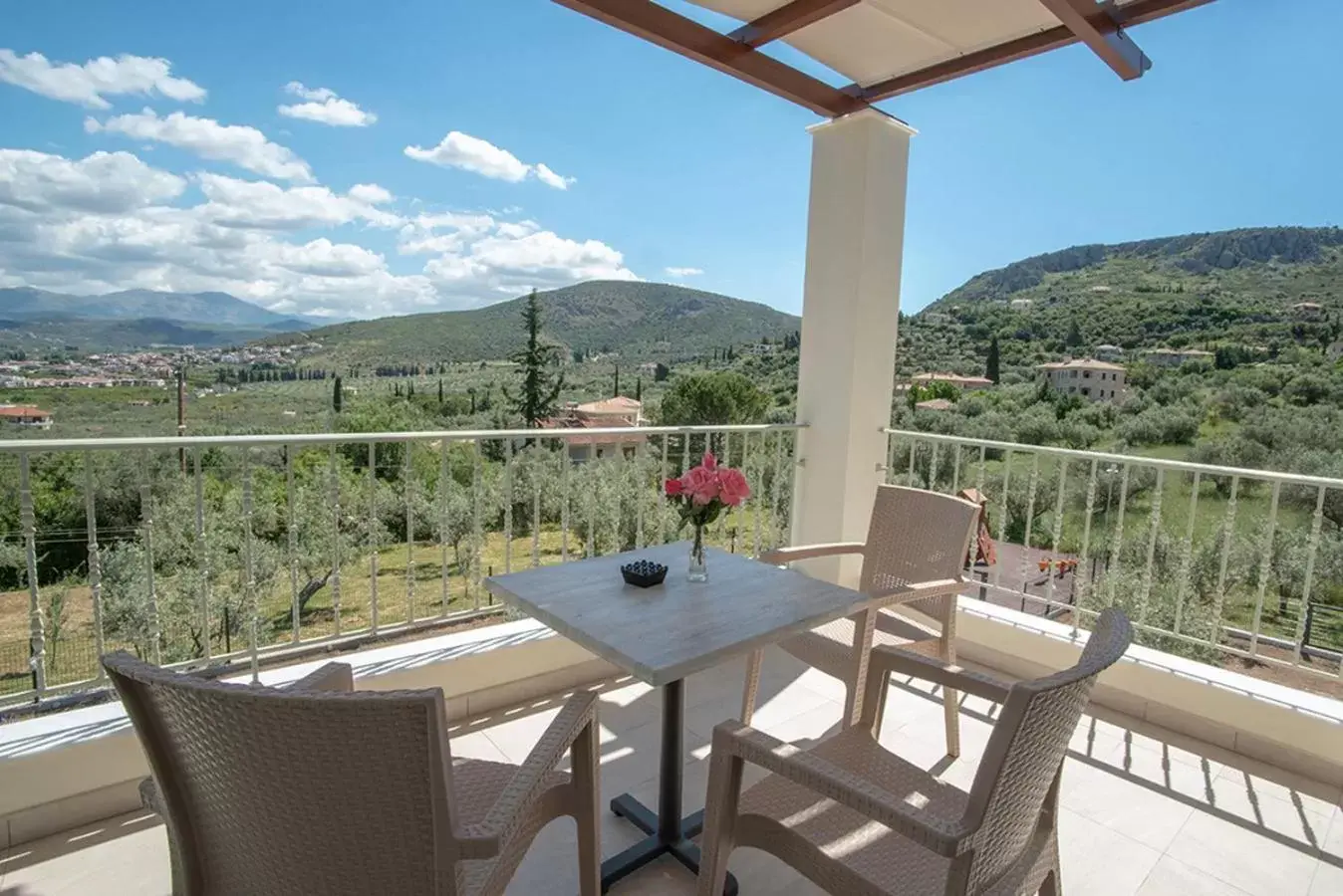 Mountain View in Nafplia Terra